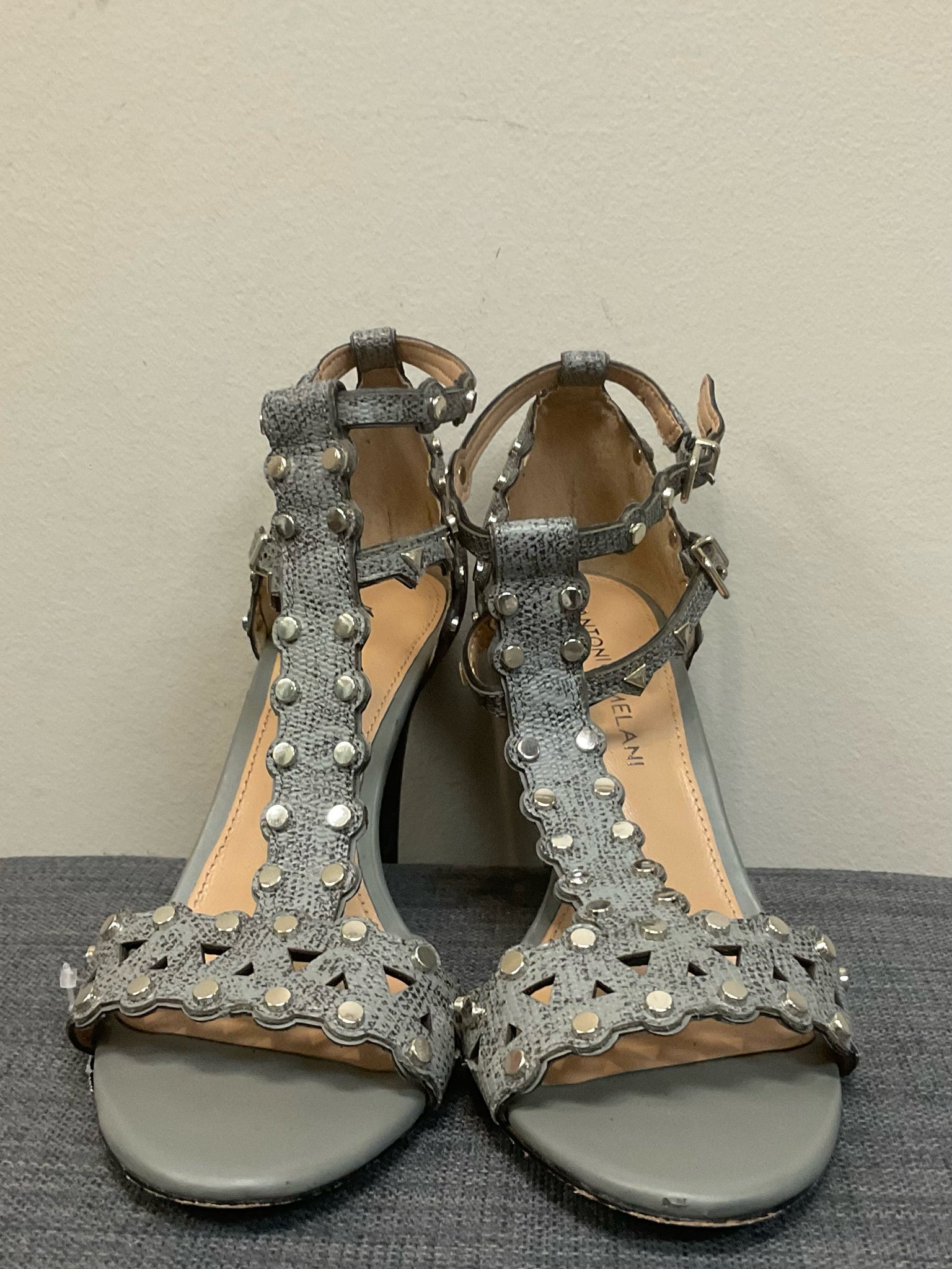 7 ANTONIO MELANI Gray Sandals