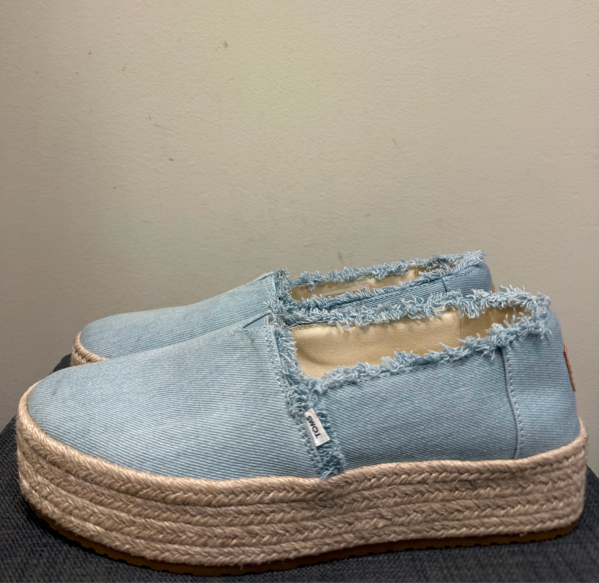 8.5 TOMS Light Blue SHOES