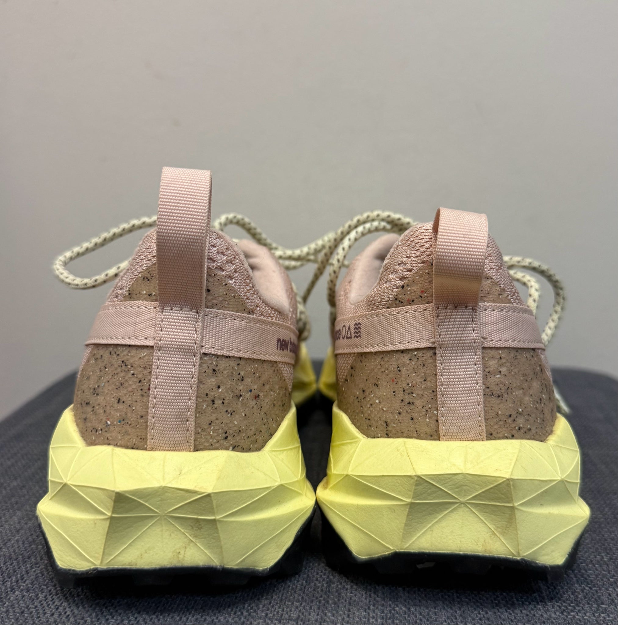 7 NEW BALANCE ROSE GOLD SHOES