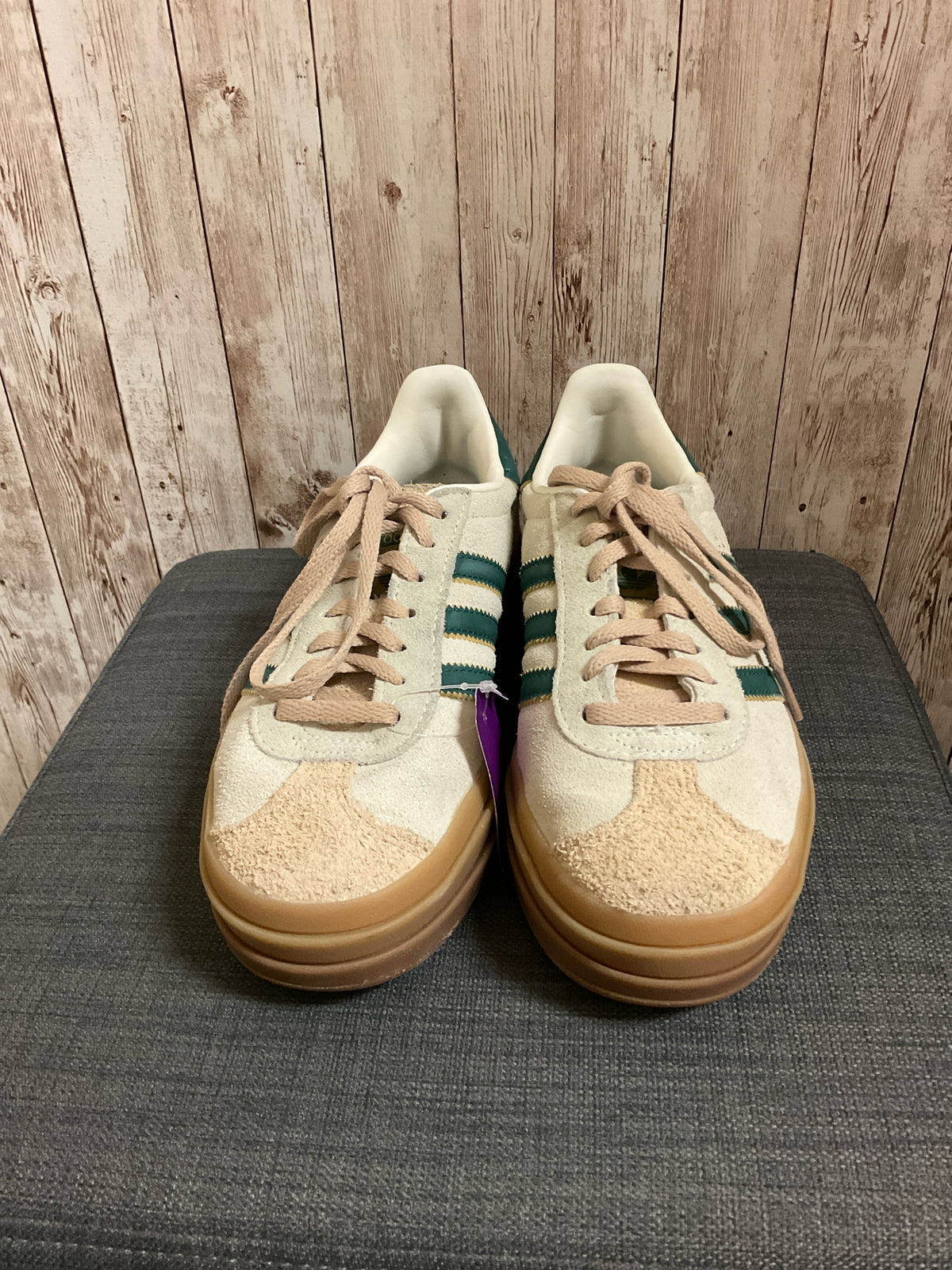 5.5 ADIDAS CREAM AND GREEN Sneakers