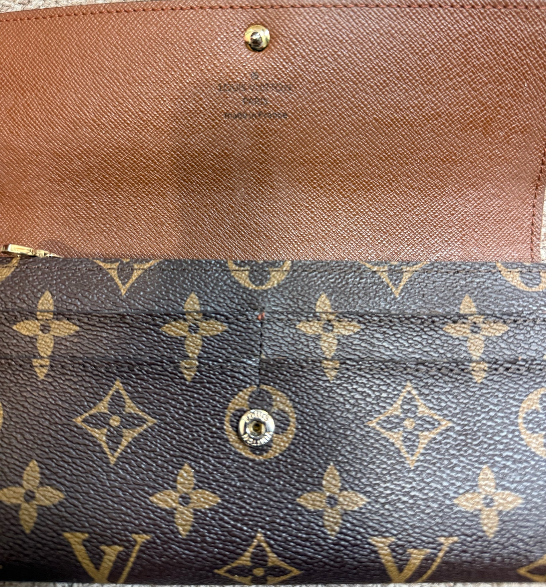 LOUIS VUITTON Wallet