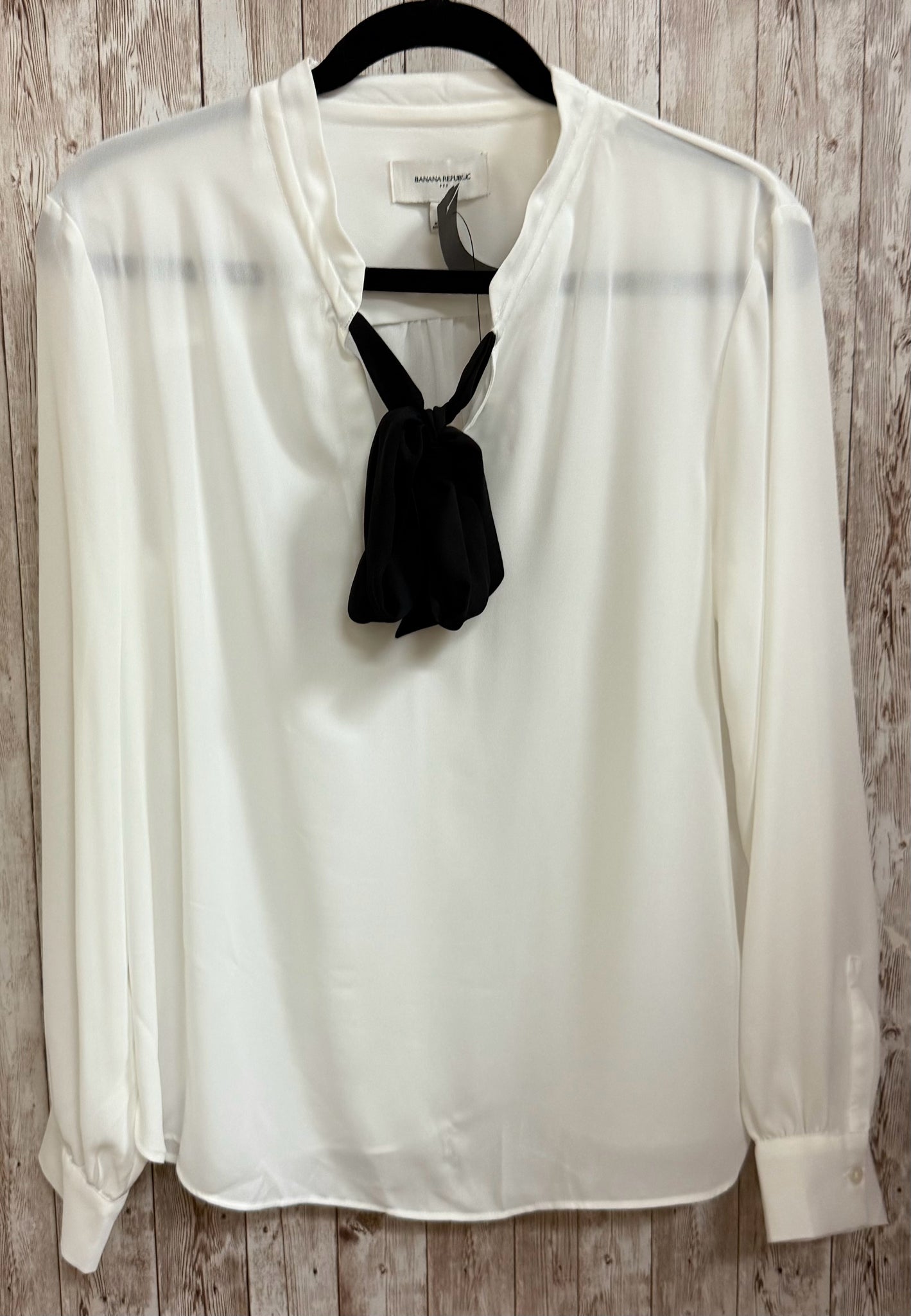 Size S BANANA REPUBLIC White Top