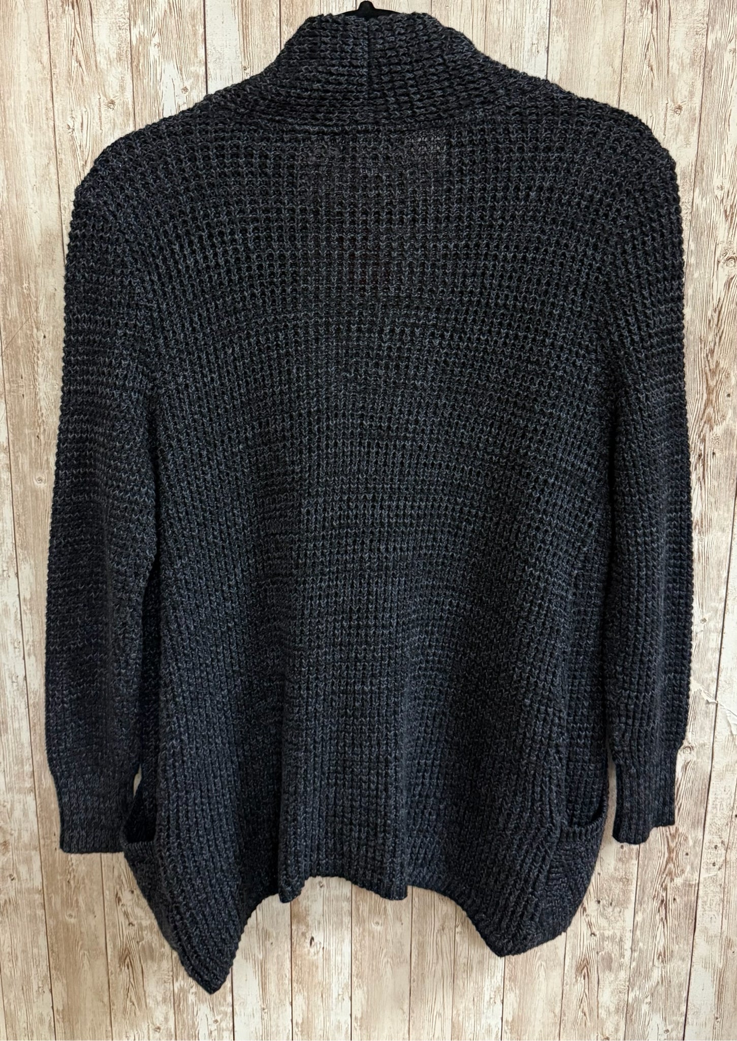 Size L MARKET & SPRUCE Charcoal Cardigan