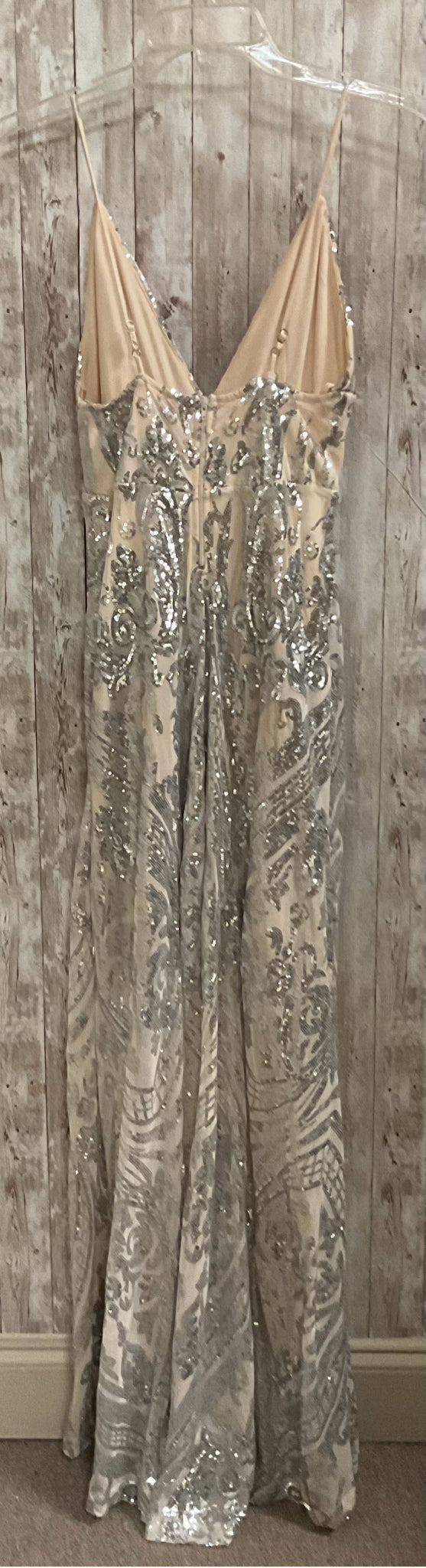 Size M WINDSOR SEQUINS Dress