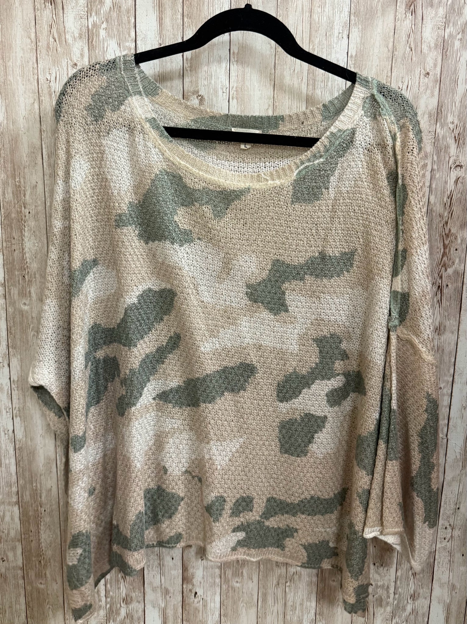 POL Size L GREEN AND TAN CAMO Top