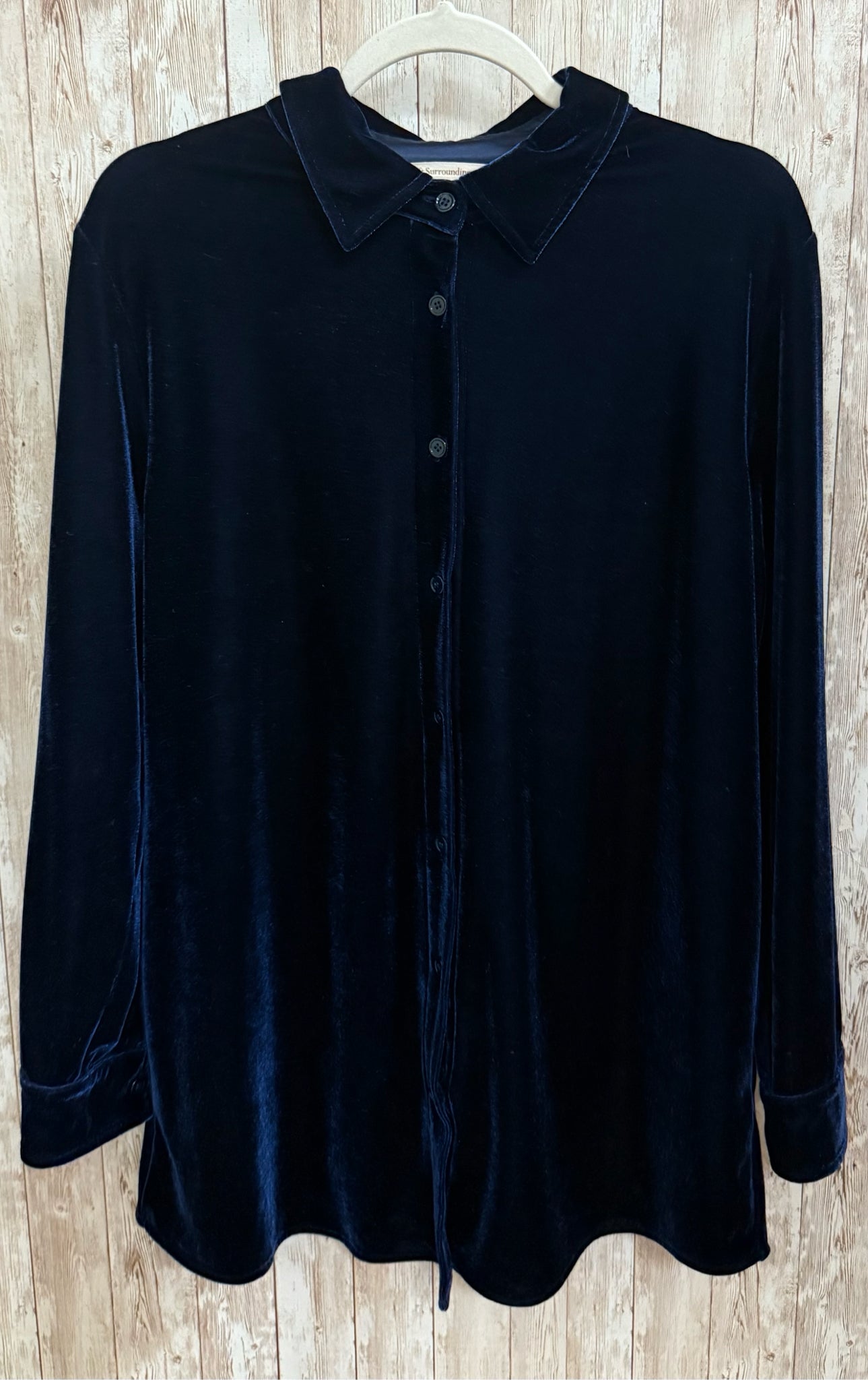 Size M SOFT SURROUNDINGS Navy Shirt