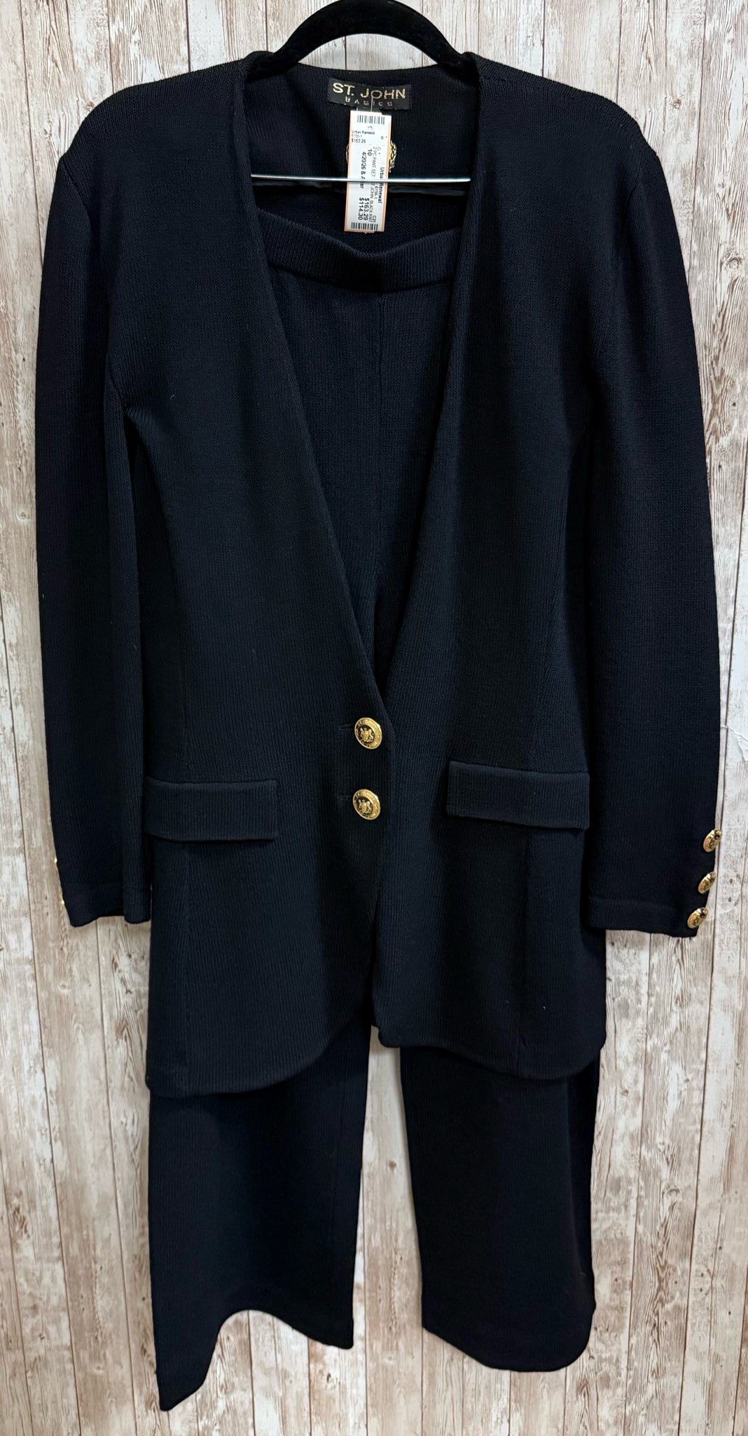 Size 10 ST JOHN BLACK KNIT 2 PC PANT SET