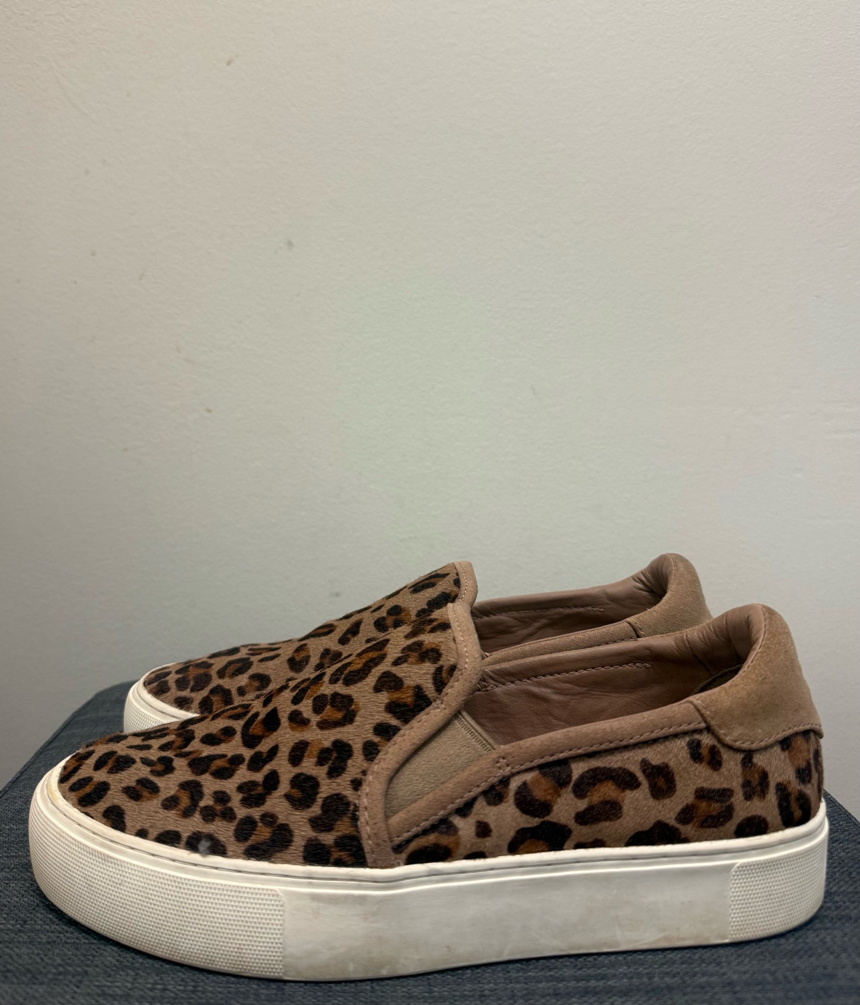 UGG Animal Print 7 SHOES