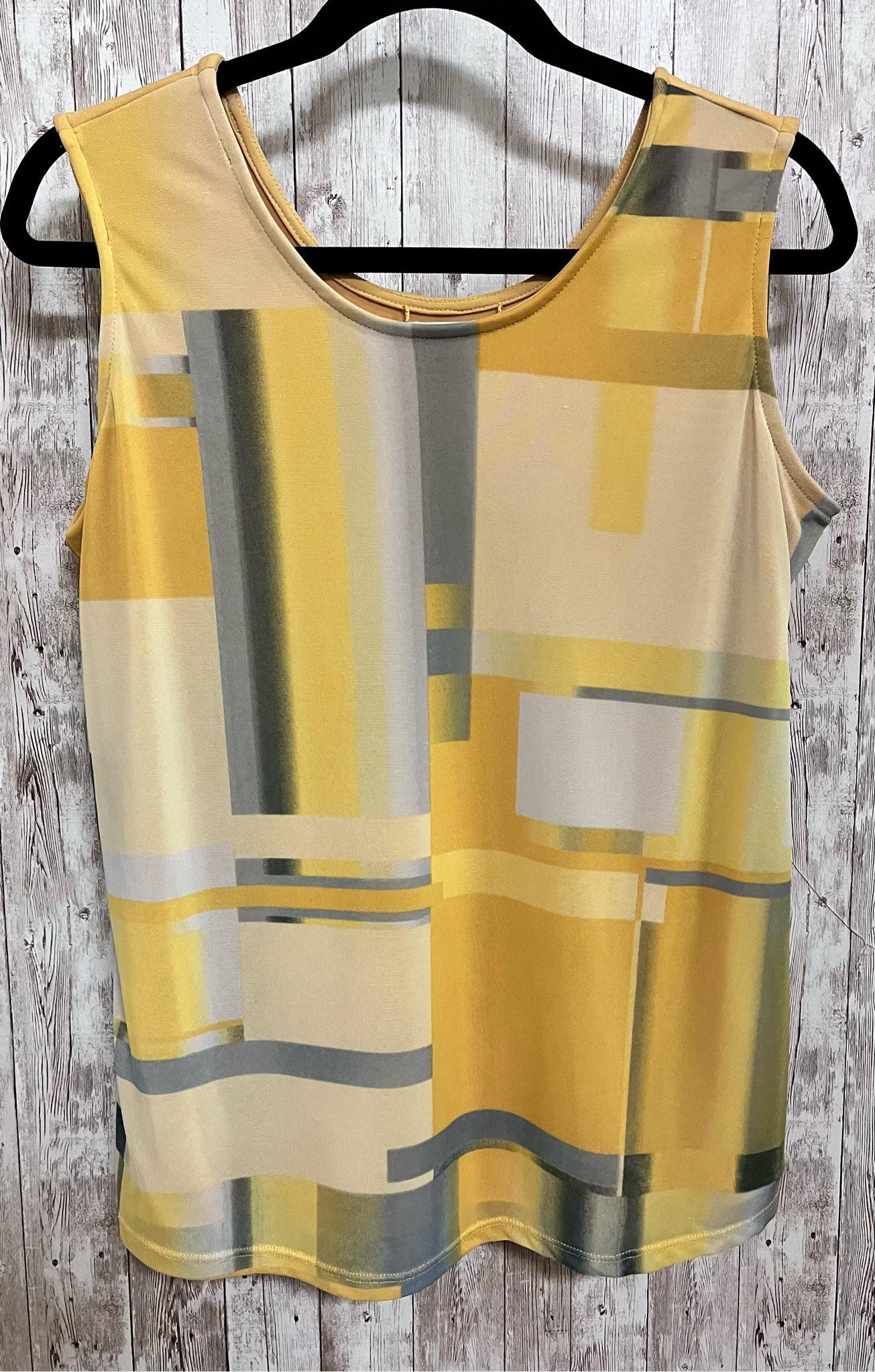 SUSAN GRAVER Size M yellow and gray 2 PC Top