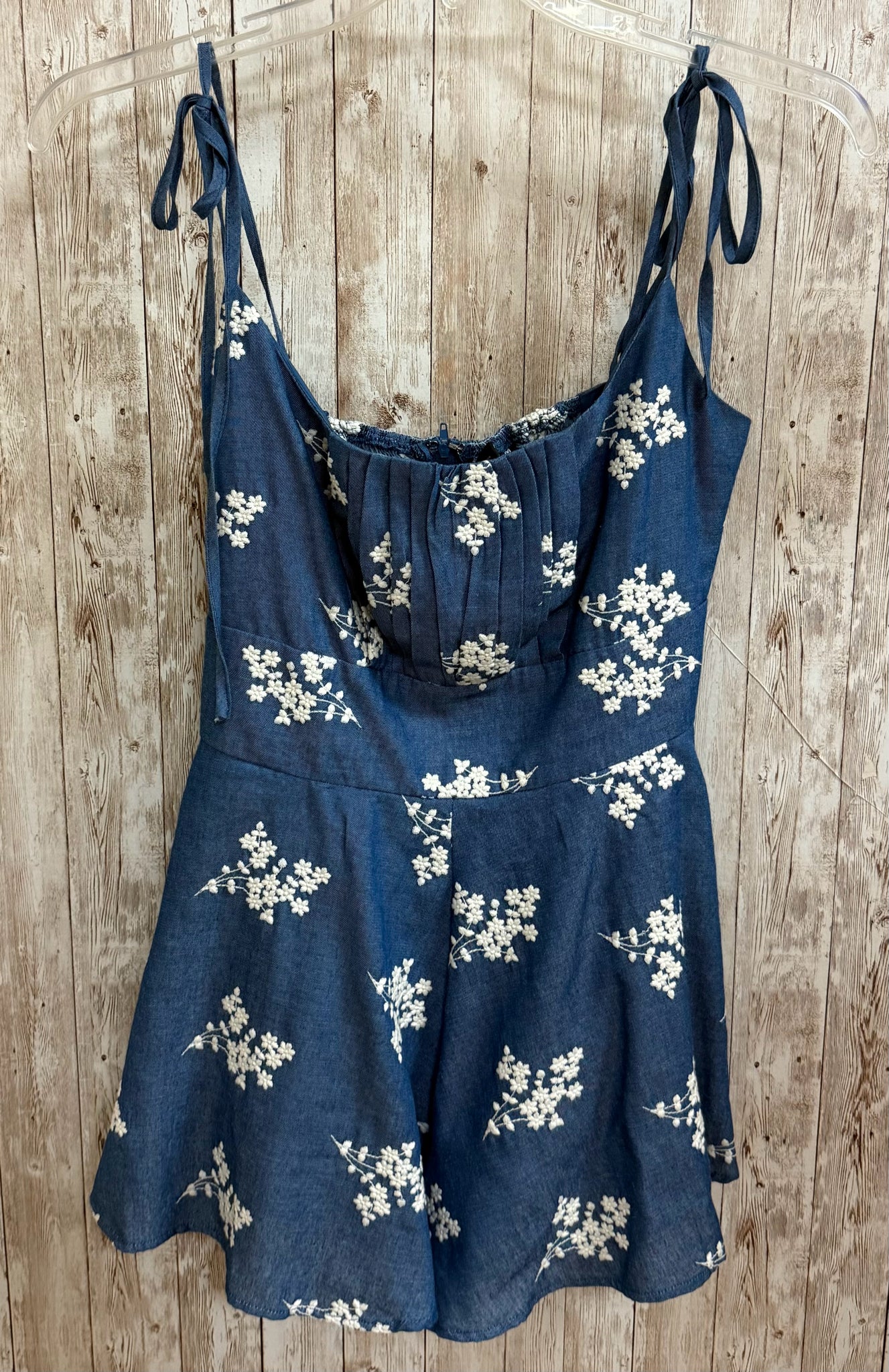 Size M WINDSOR CHAMBRY Romper
