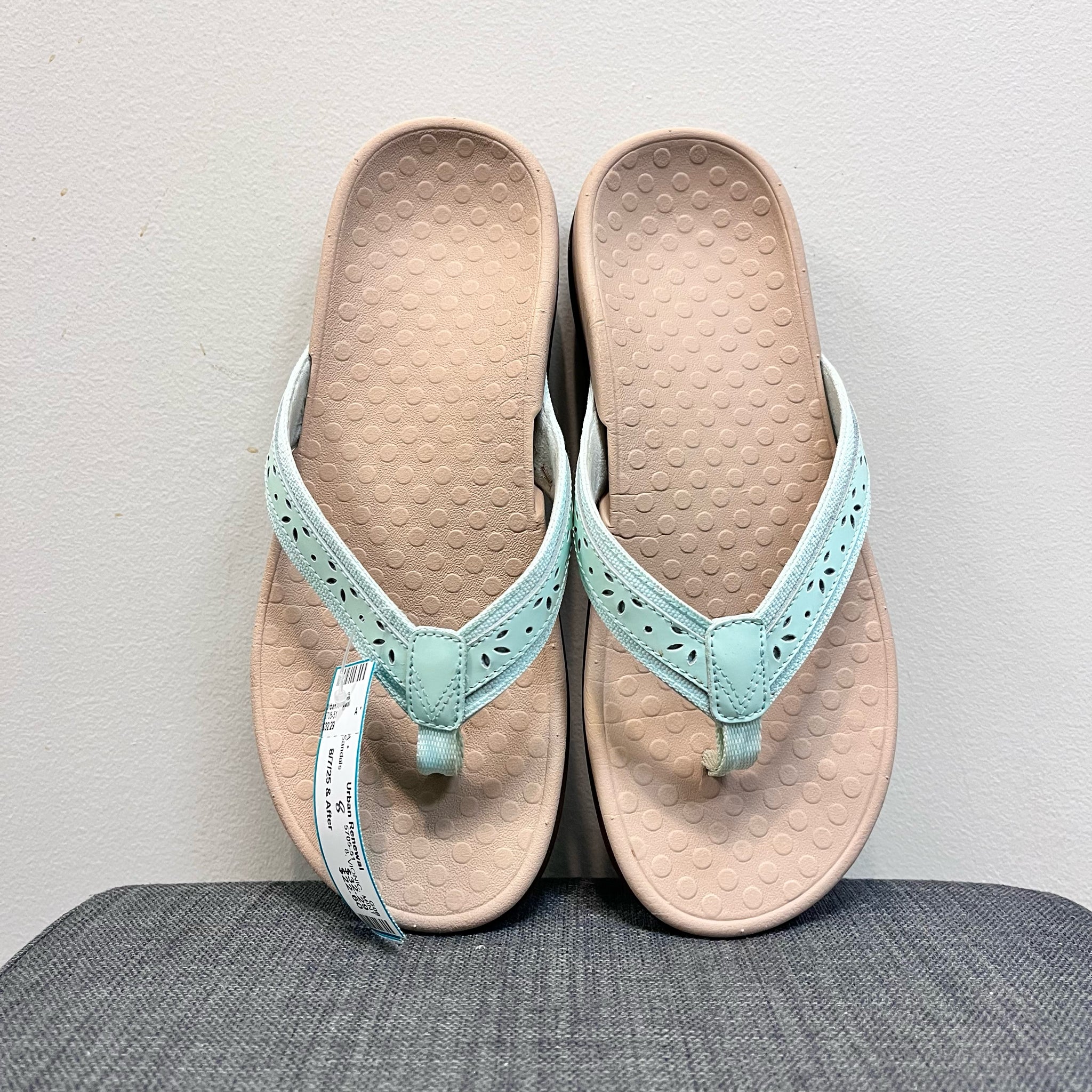8 VIONIC MINT Sandals