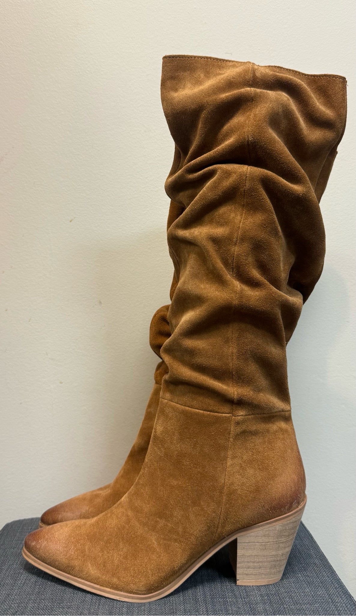 9 MATISSE Camel Boots