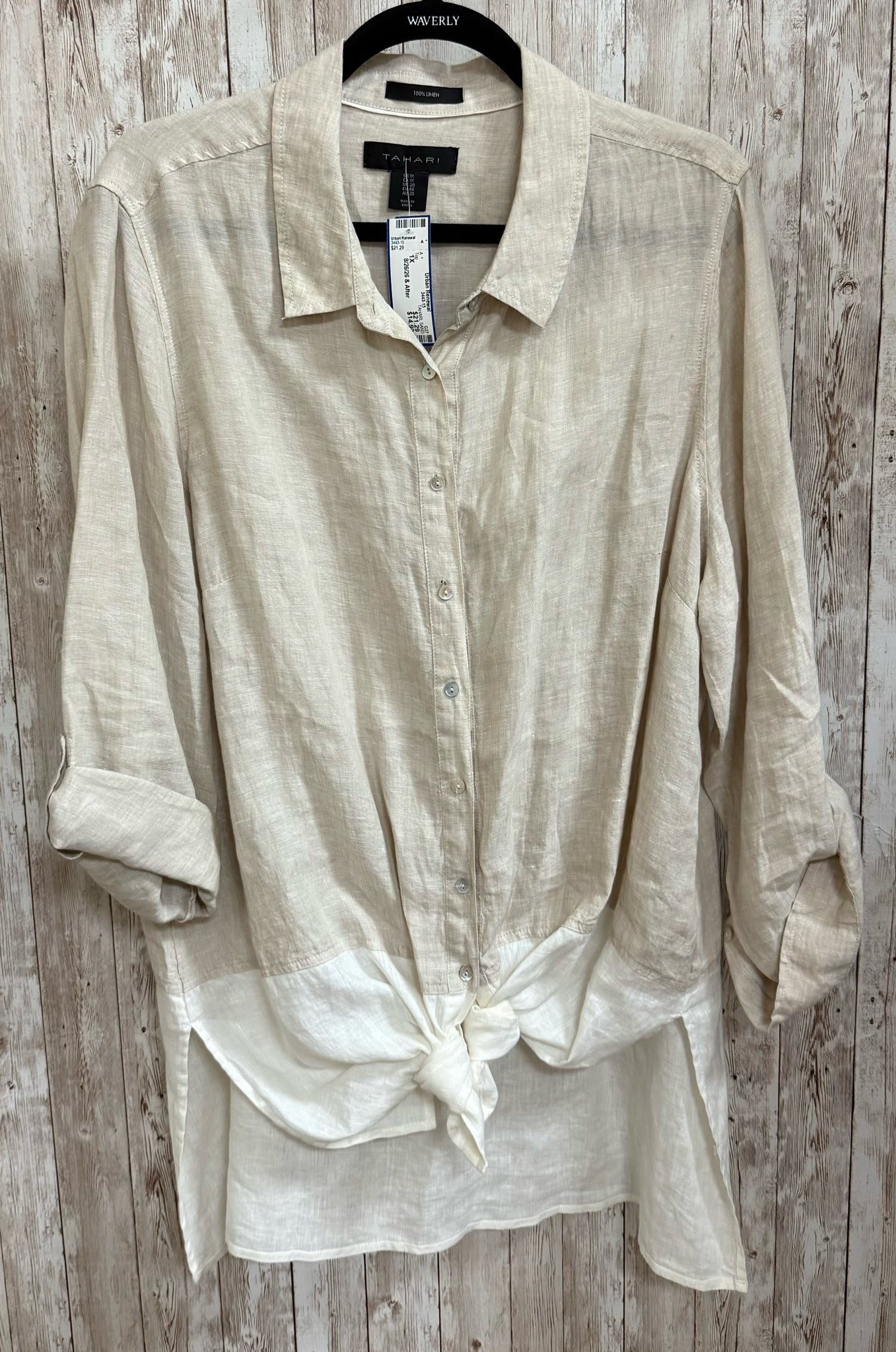 Size 1X TAHARI SAND Top