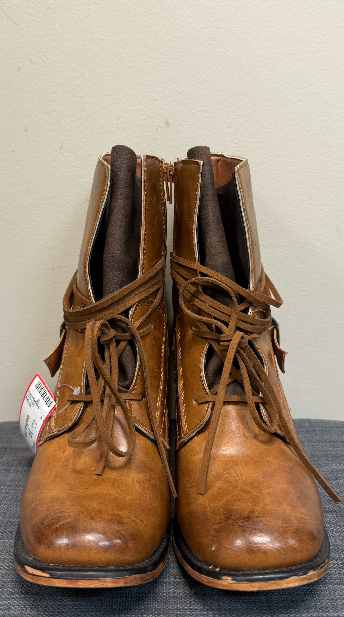 10 PIERRE DUMAS Brown Boots