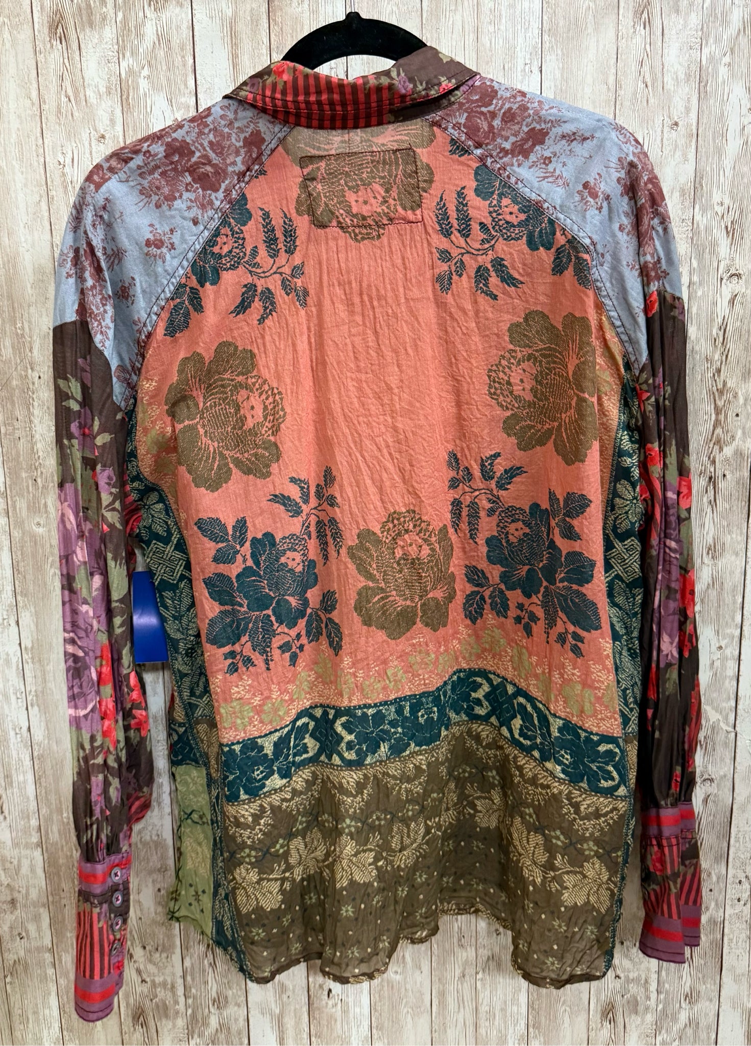 Size XS WE THE FREE BLUE MULT FLORAL Top