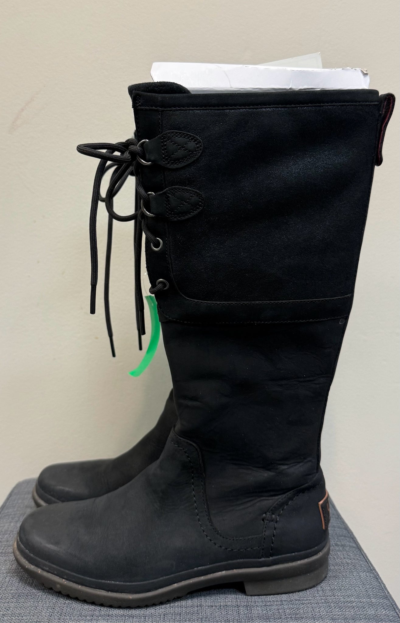 7 UGG BLACK SUEDE Boots