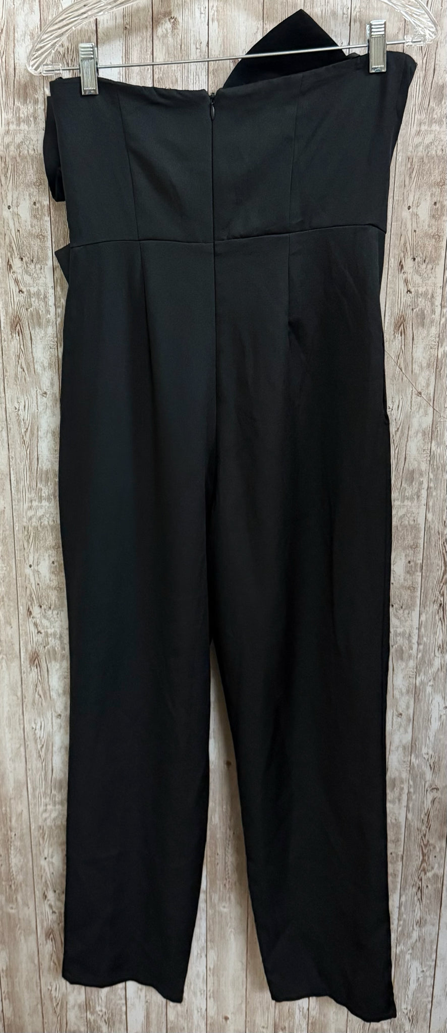 Size L DO & BE Black Jumper