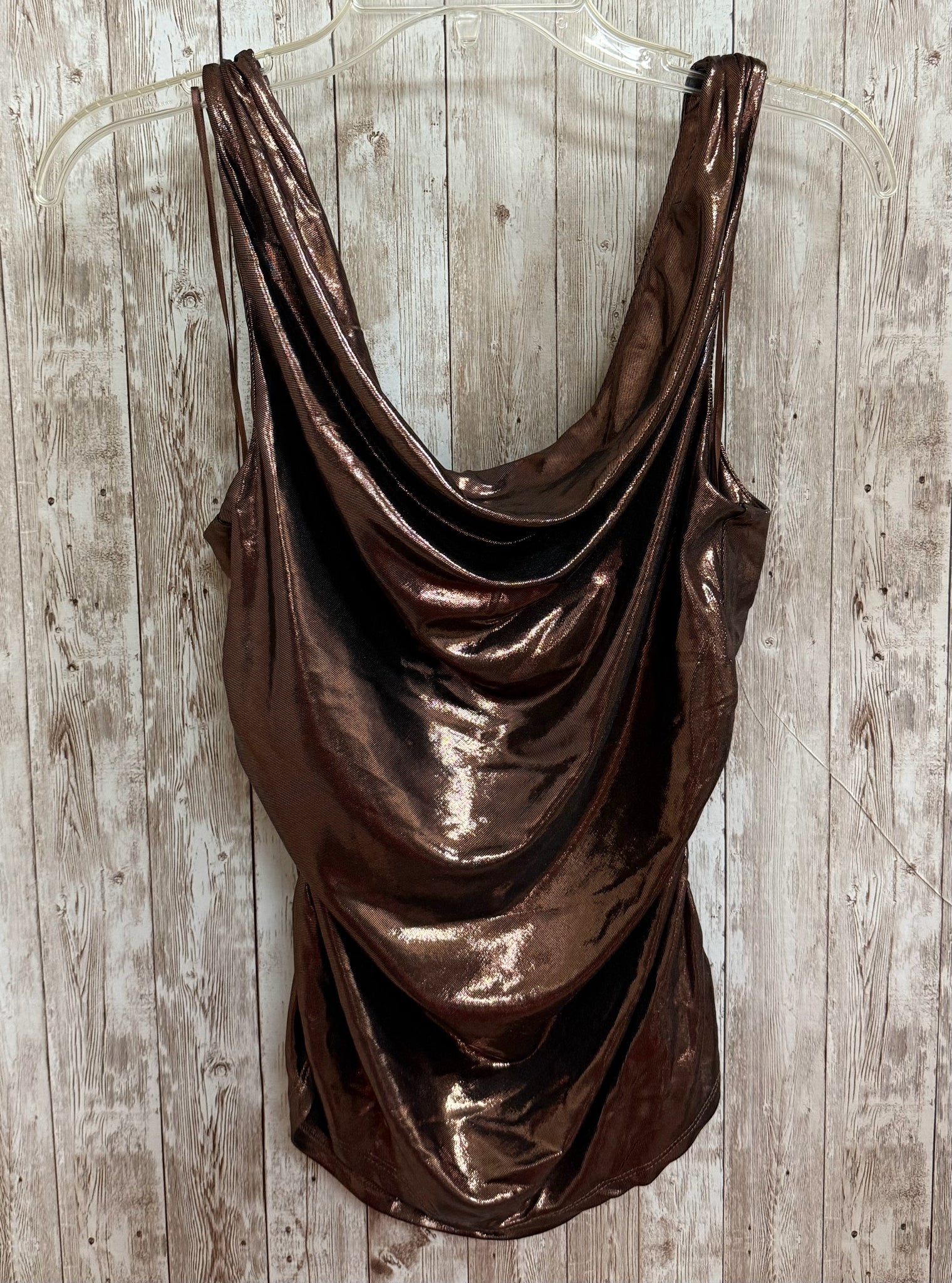 Size M ASTR METALLIC Top