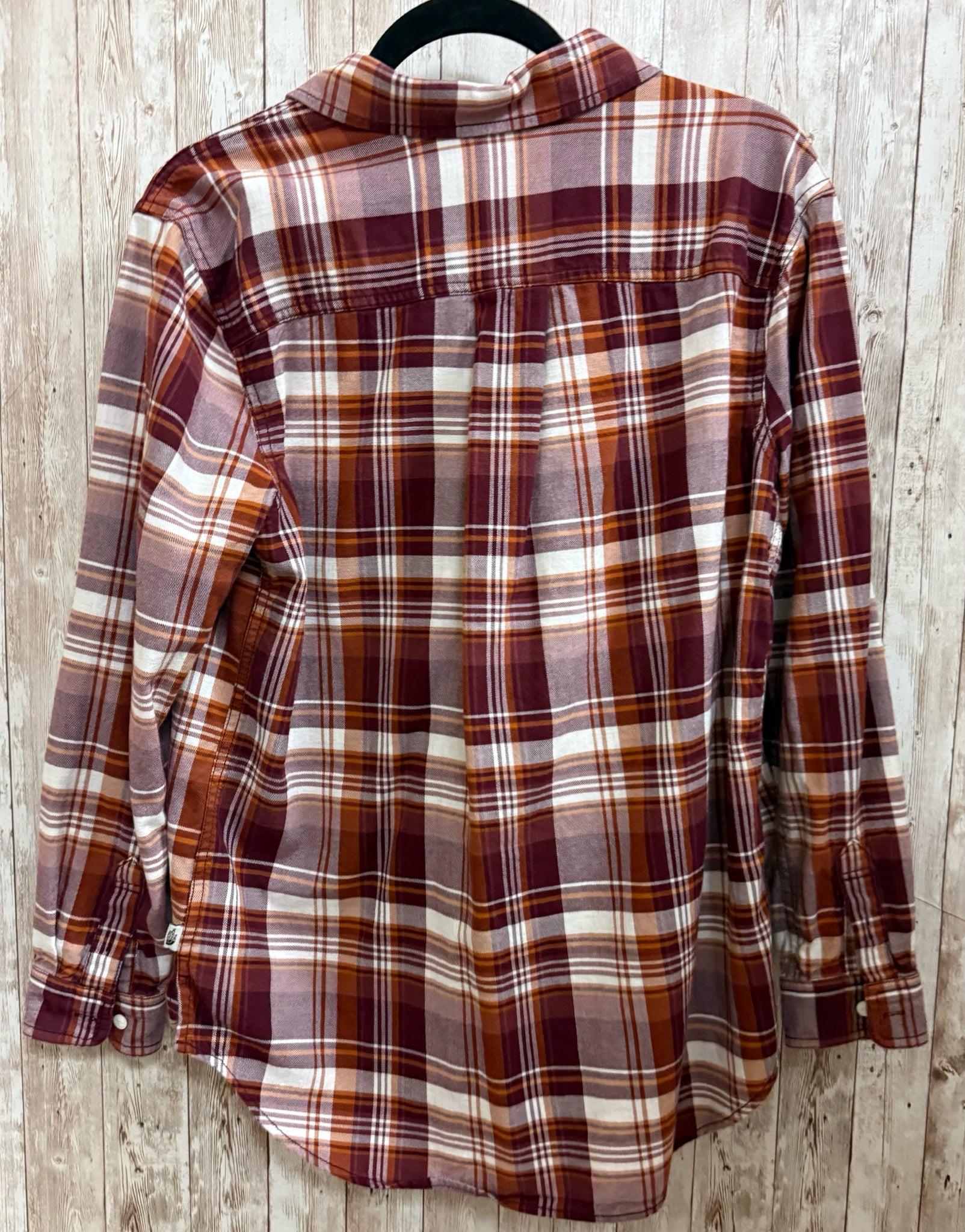 Size M THE NORTH FACE BURGUNDY PLAID Top