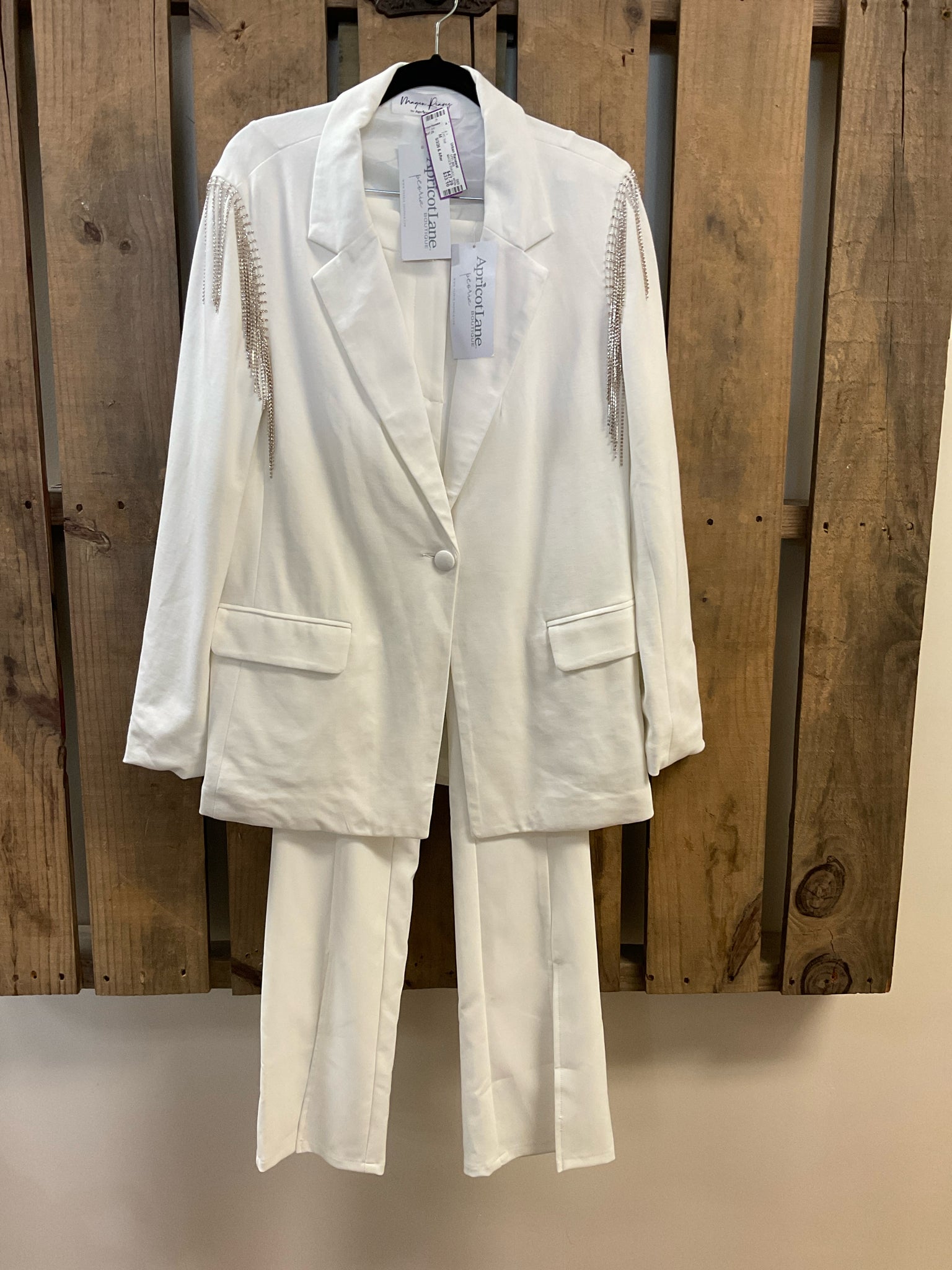 Size M MAGEN RIAVEG White 2 PC Suit