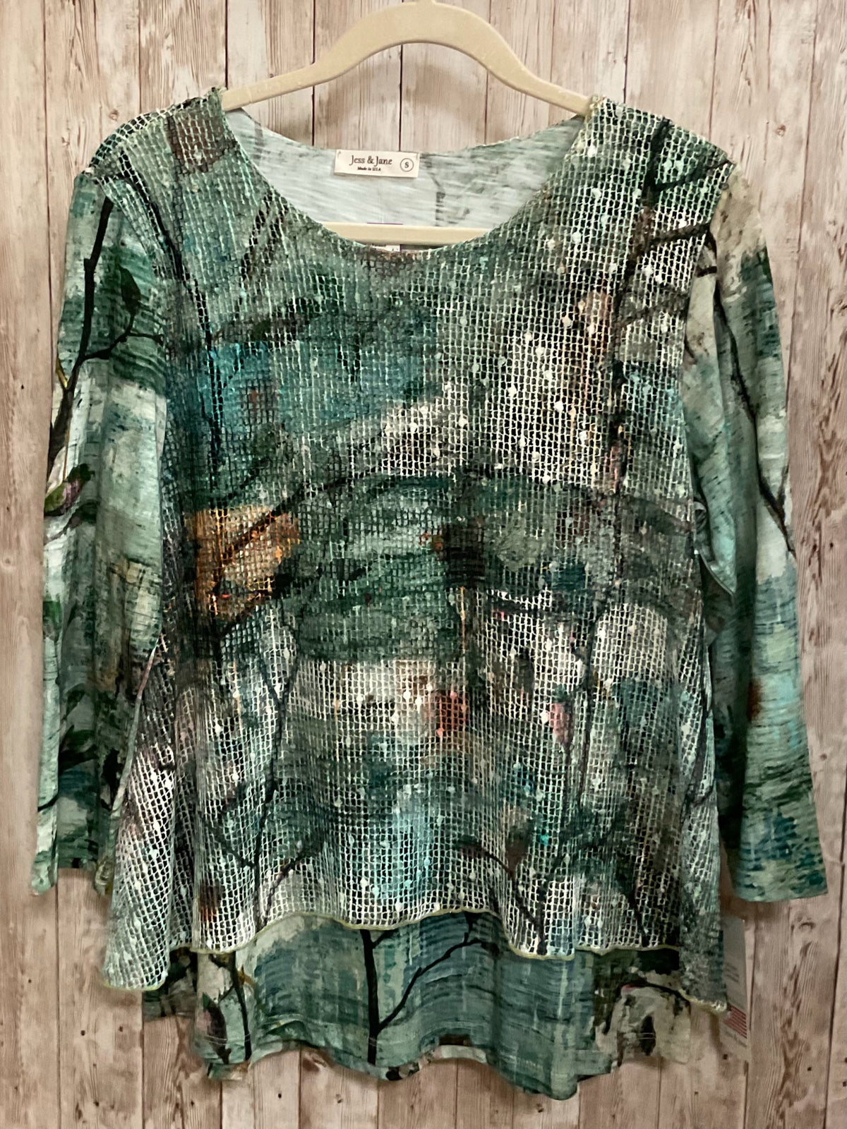 Size S JESS & JANE Green Print Top