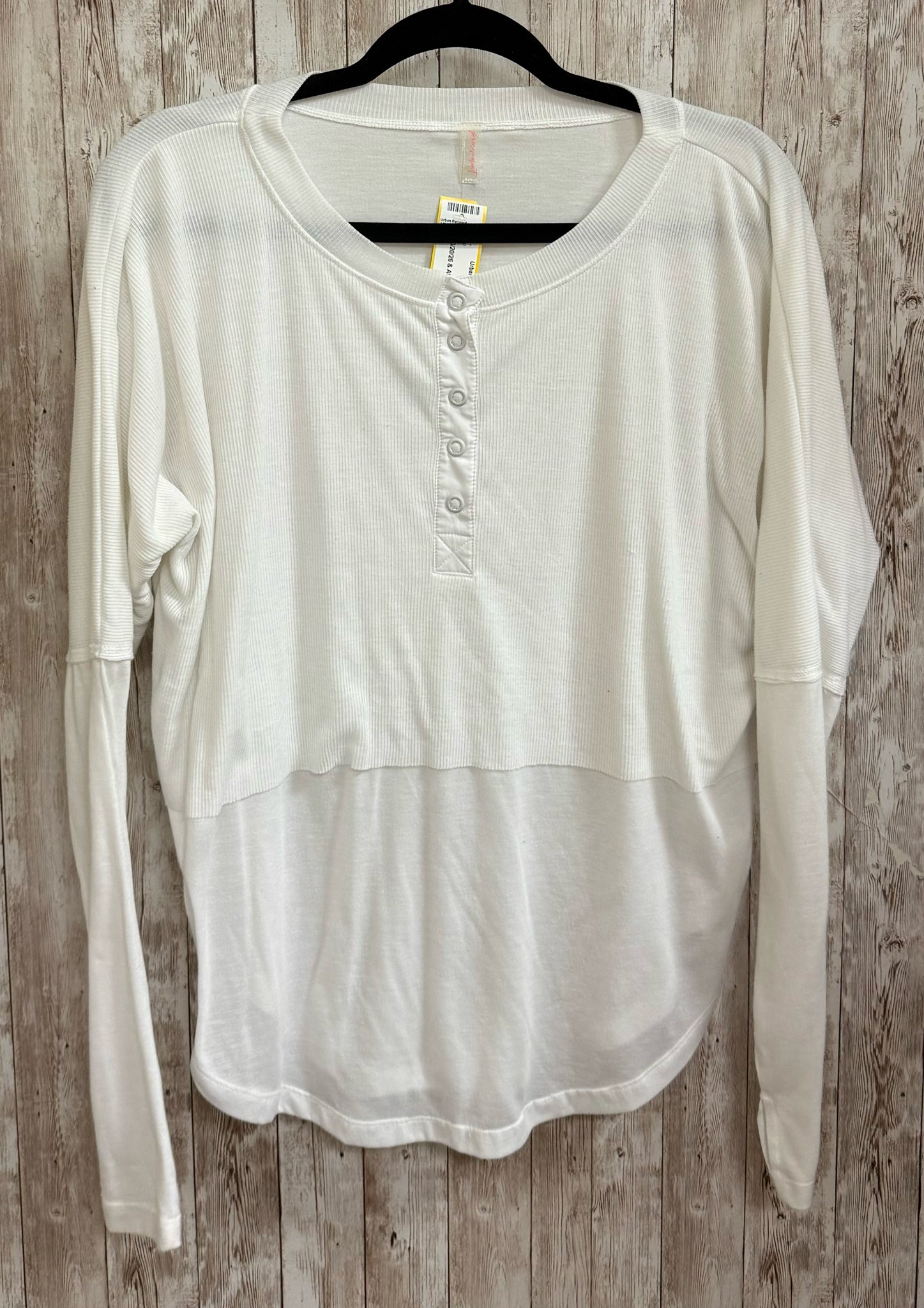 Size S FREE PEOPLE MOVEMENT White Top