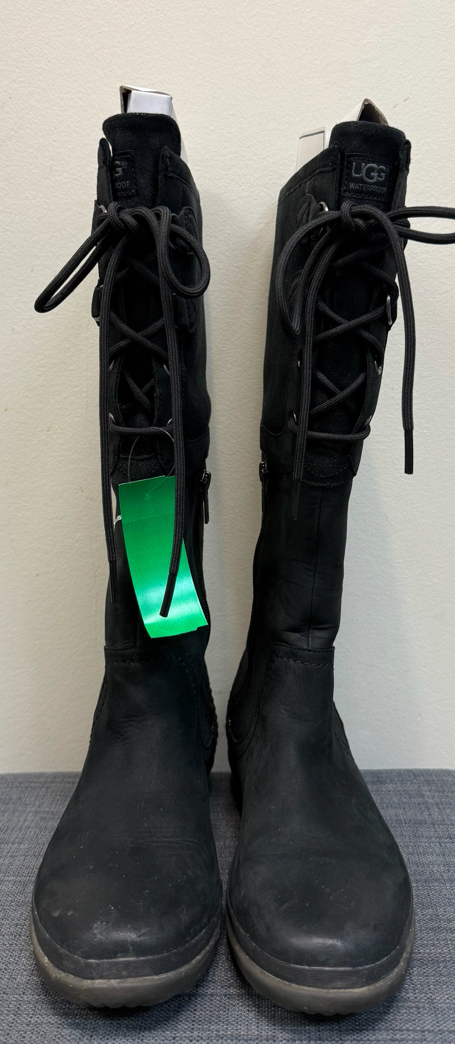 7 UGG BLACK SUEDE Boots