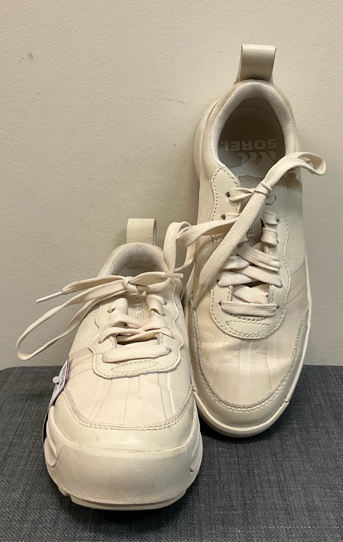 6.5 SOREL Cream Sneakers