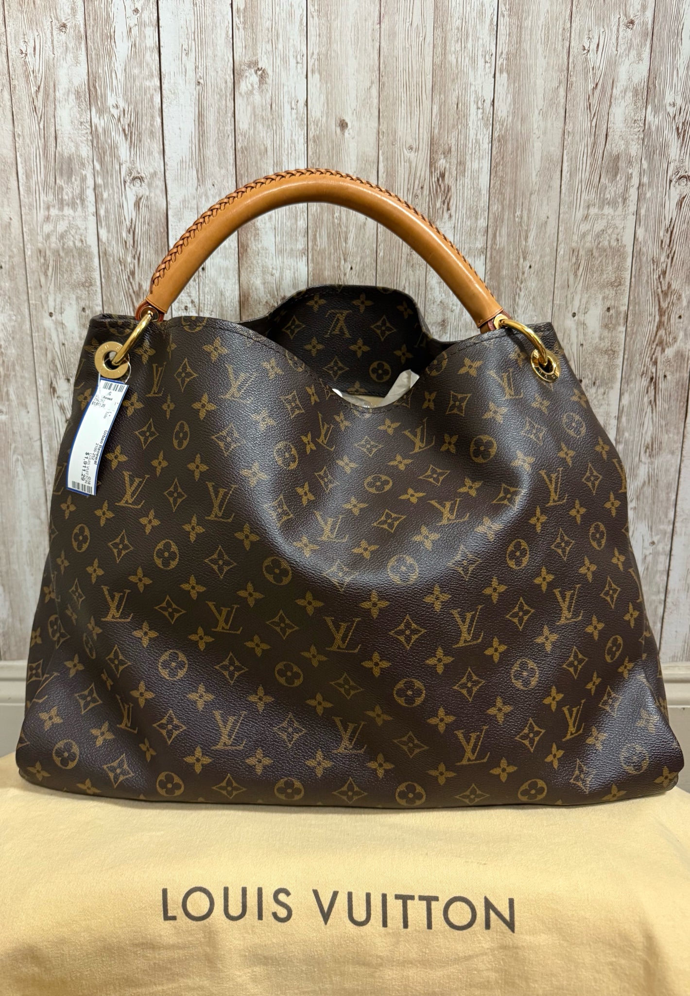 LOUIS VUITTON Tote