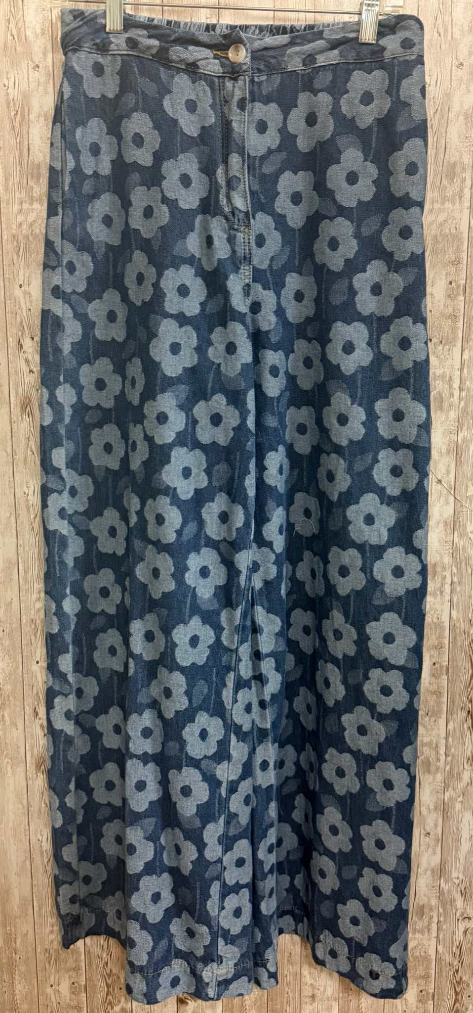 Size L HYFVE DENIM FLORAL Pants