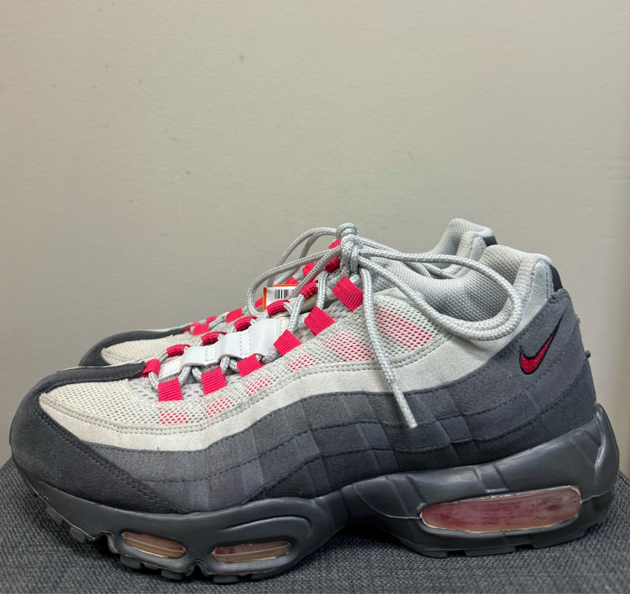 10 NIKE GREY AND PINK SHOES