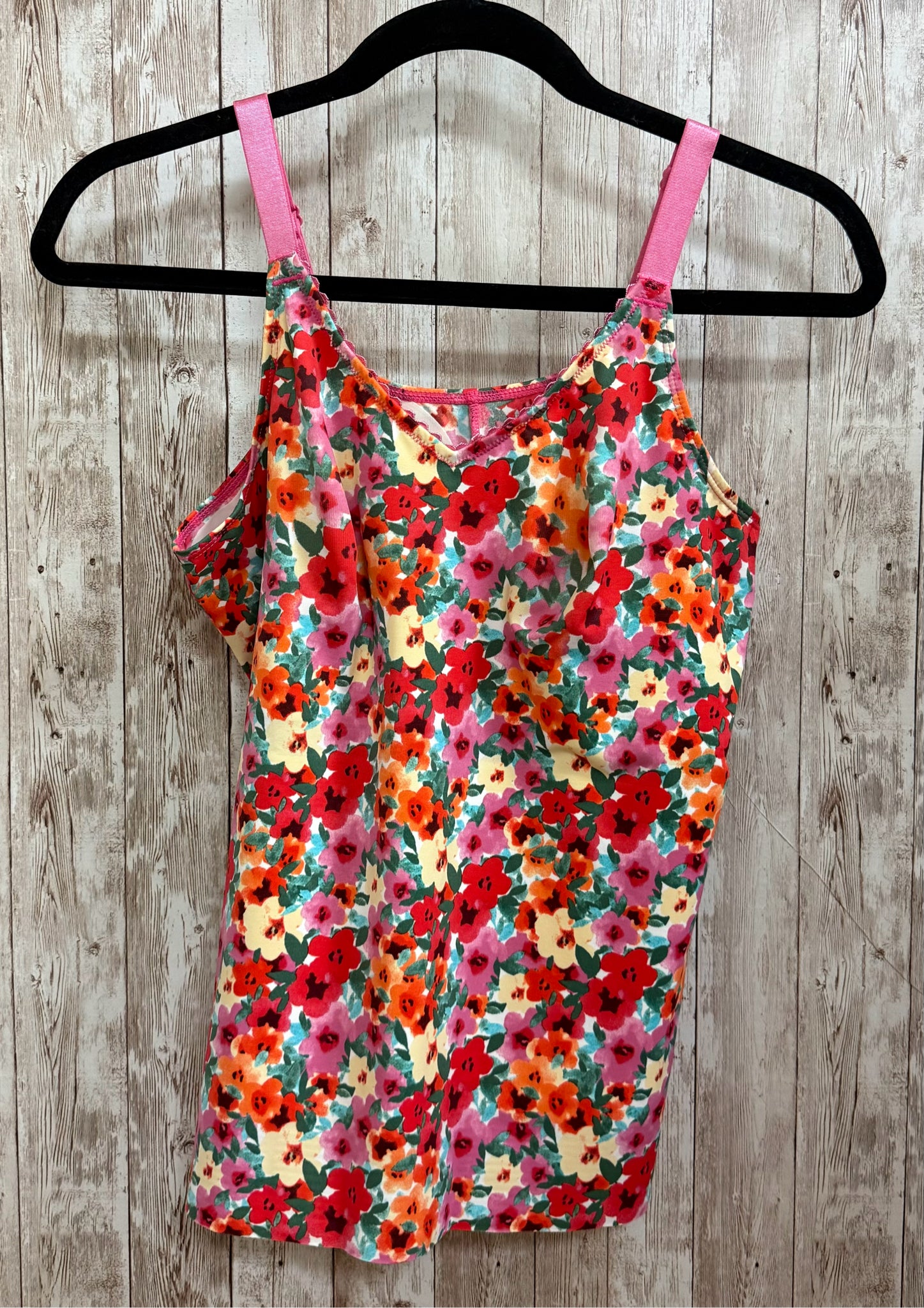 Size M RUBY RIBBON PINK AND RED FLORAL Top