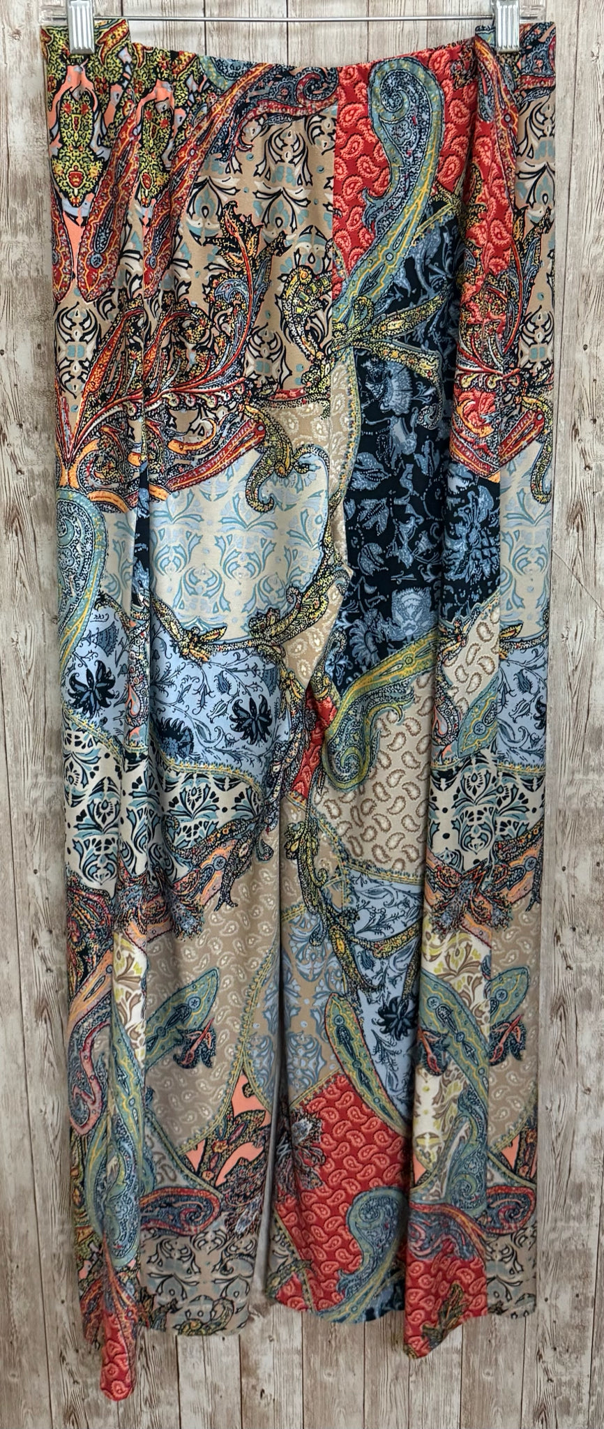 Size XL CHIC RED AND BLUE FLORAL Pants