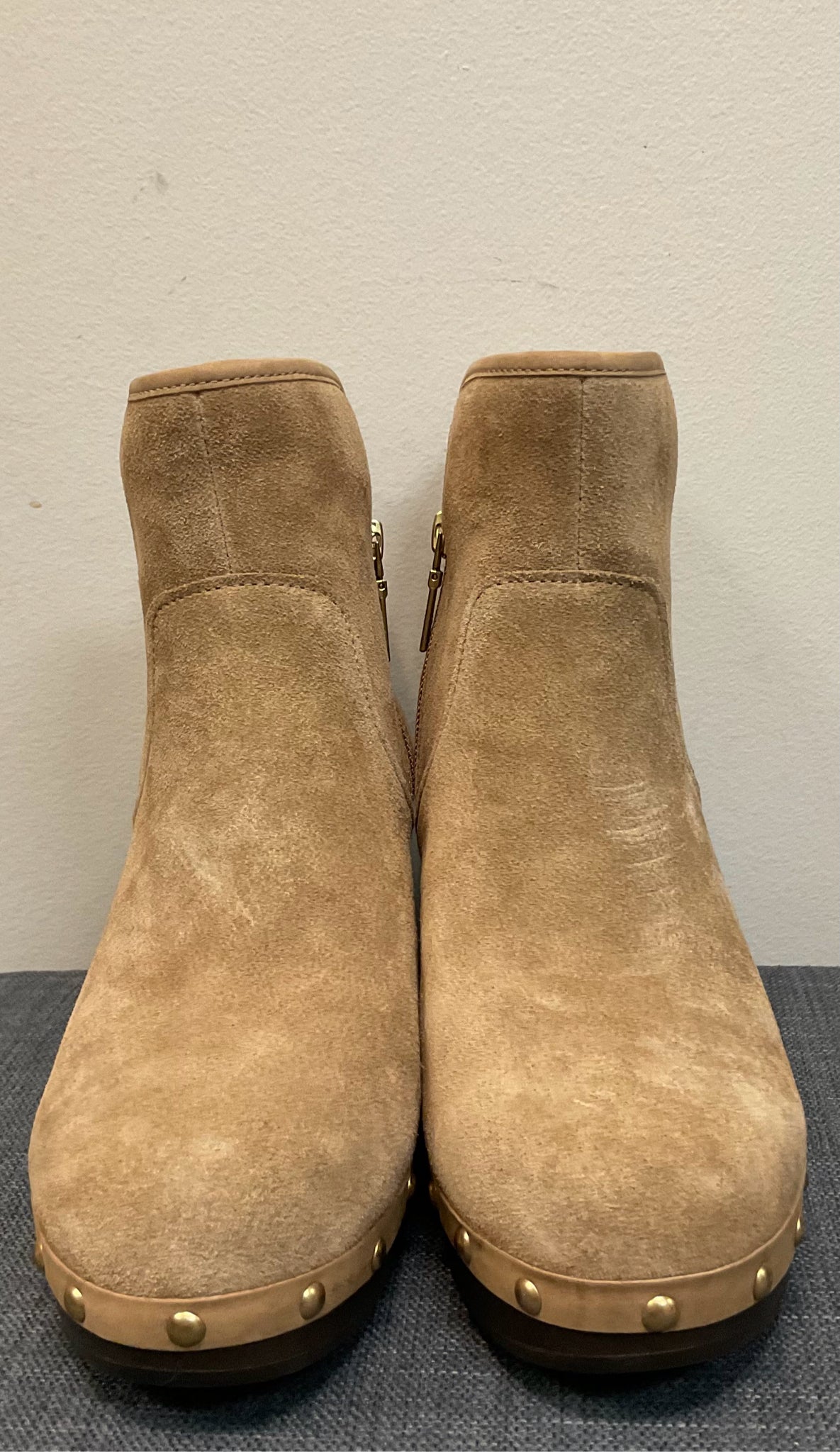 8 UGG Tan Boots