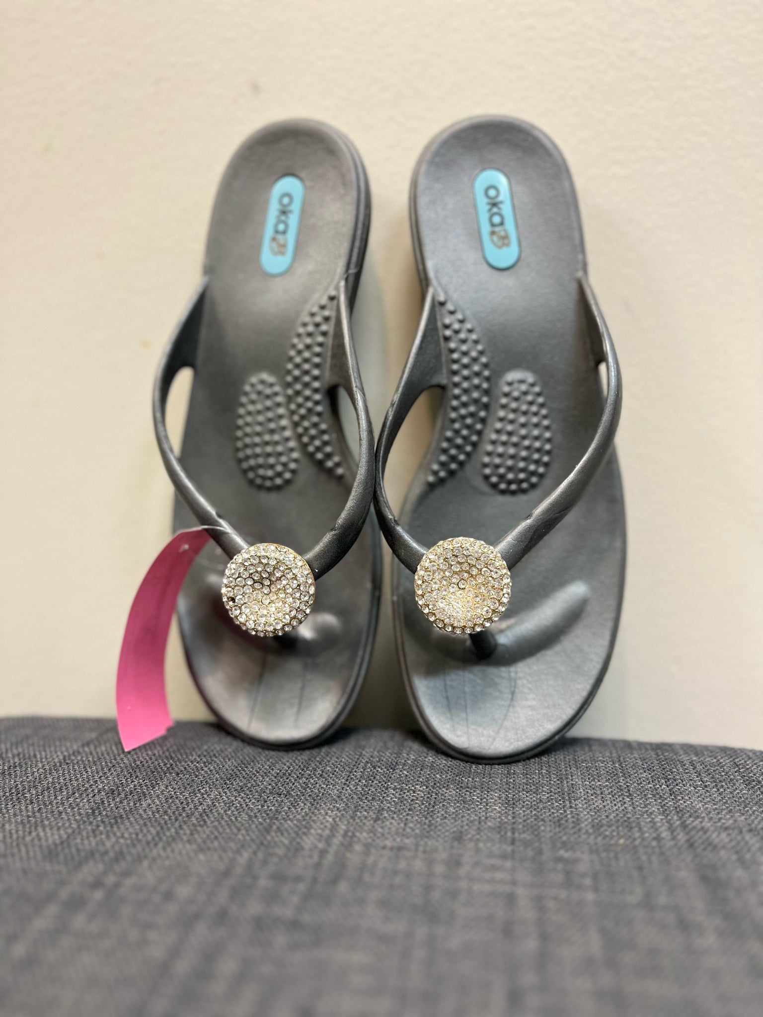 OKA b. 6 Silver FLIP FLOP