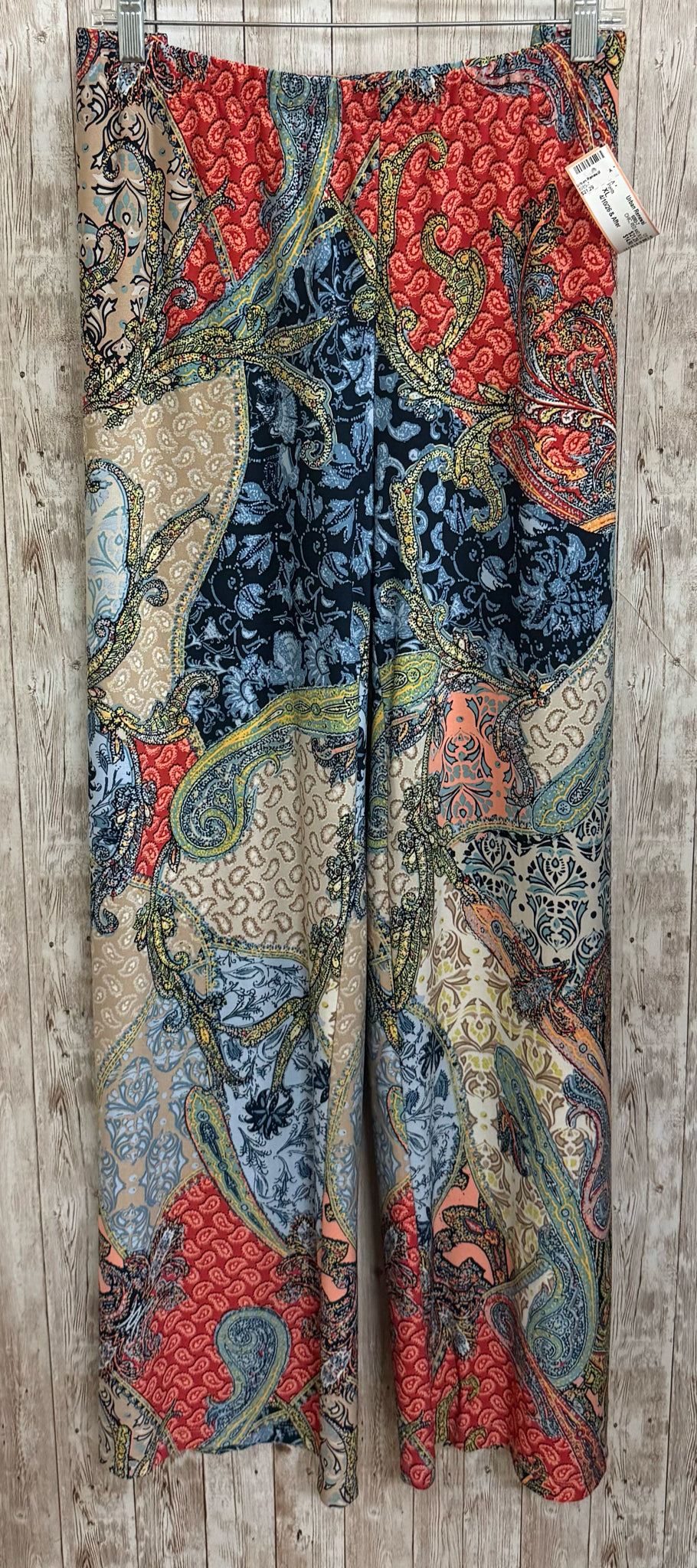 Size XL CHIC RED AND BLUE FLORAL Pants