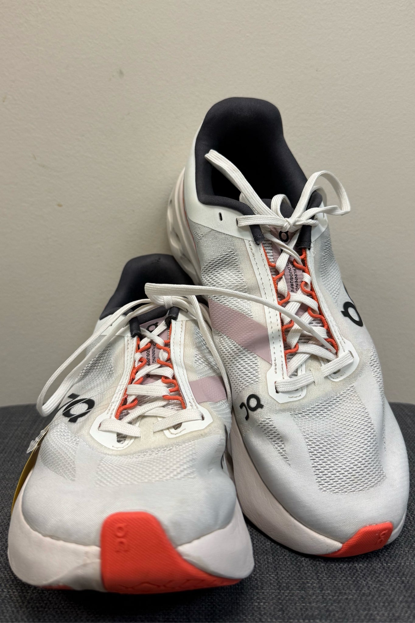 9 ON CLOUD White Print Sneakers