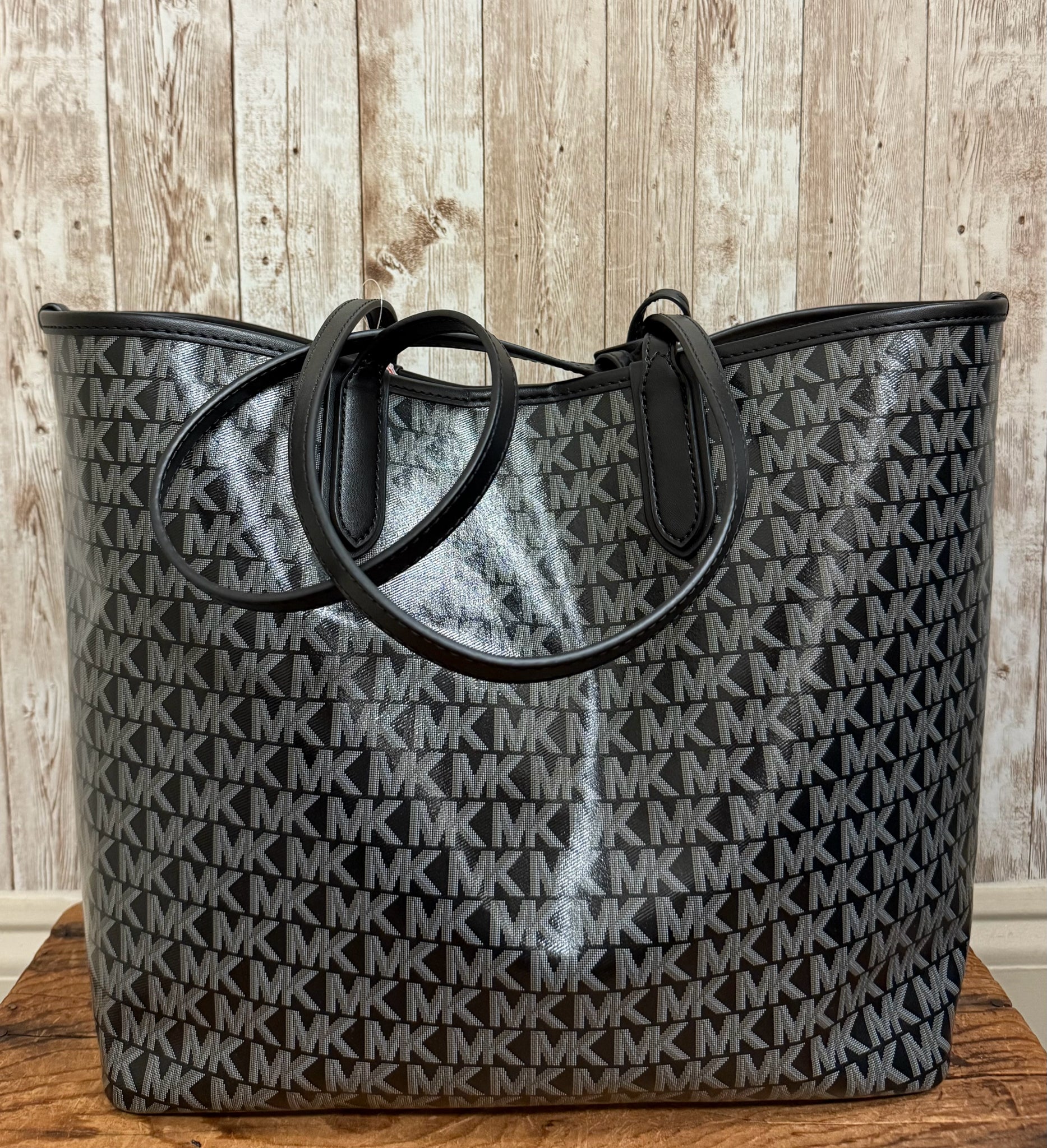 MICHAEL KORS Tote