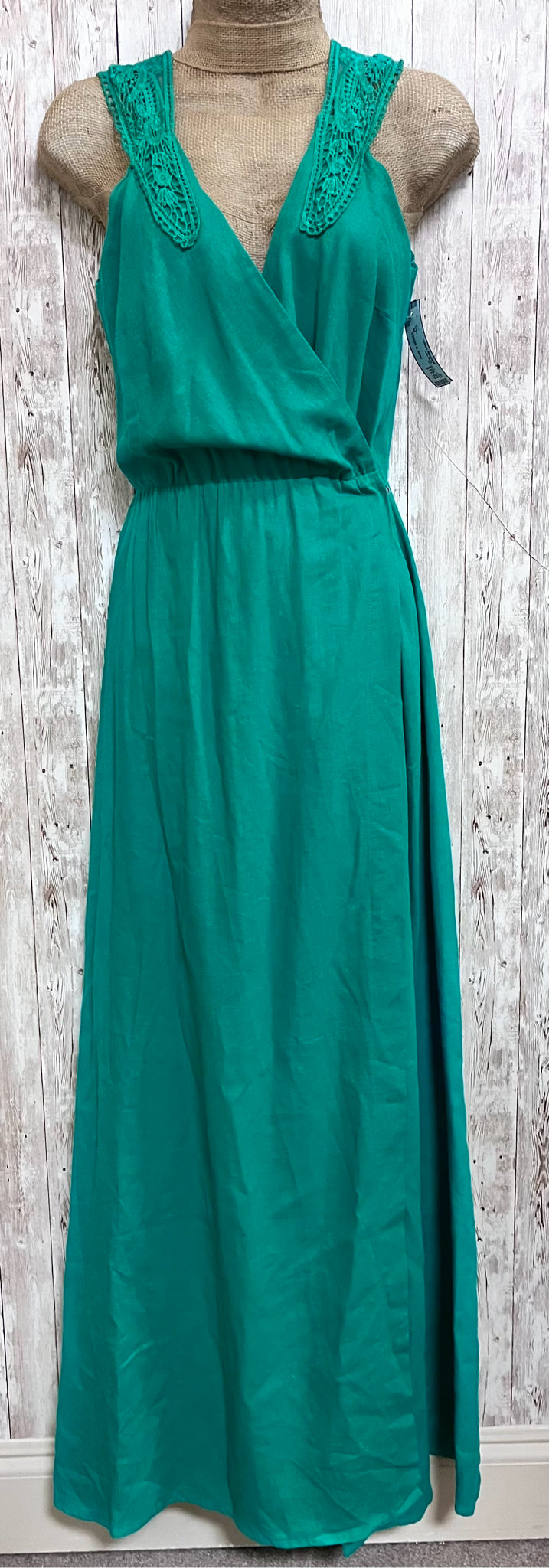 Size M SACADA Green Dress