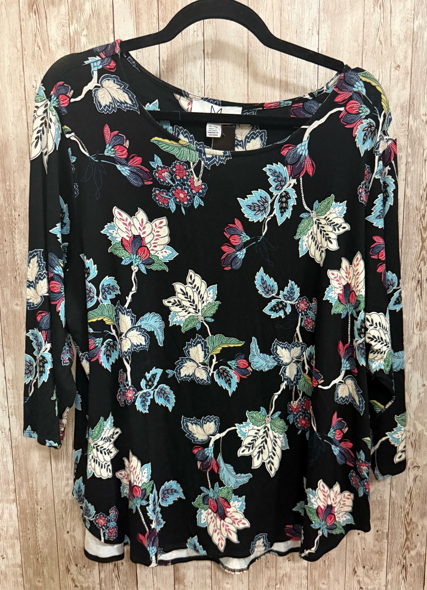 Size 2X MAGASCHONI BLACK FLORAL Top