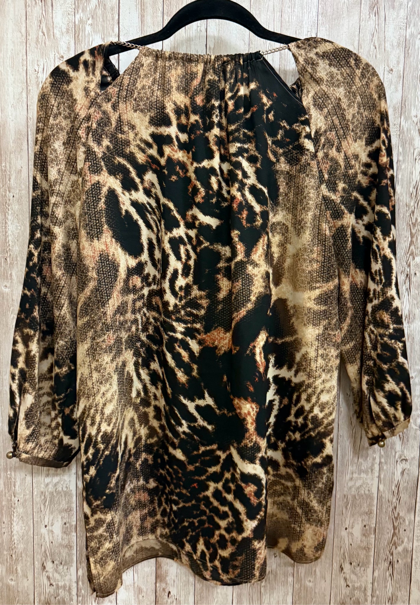 Size M CHICO'S Animal Print Top