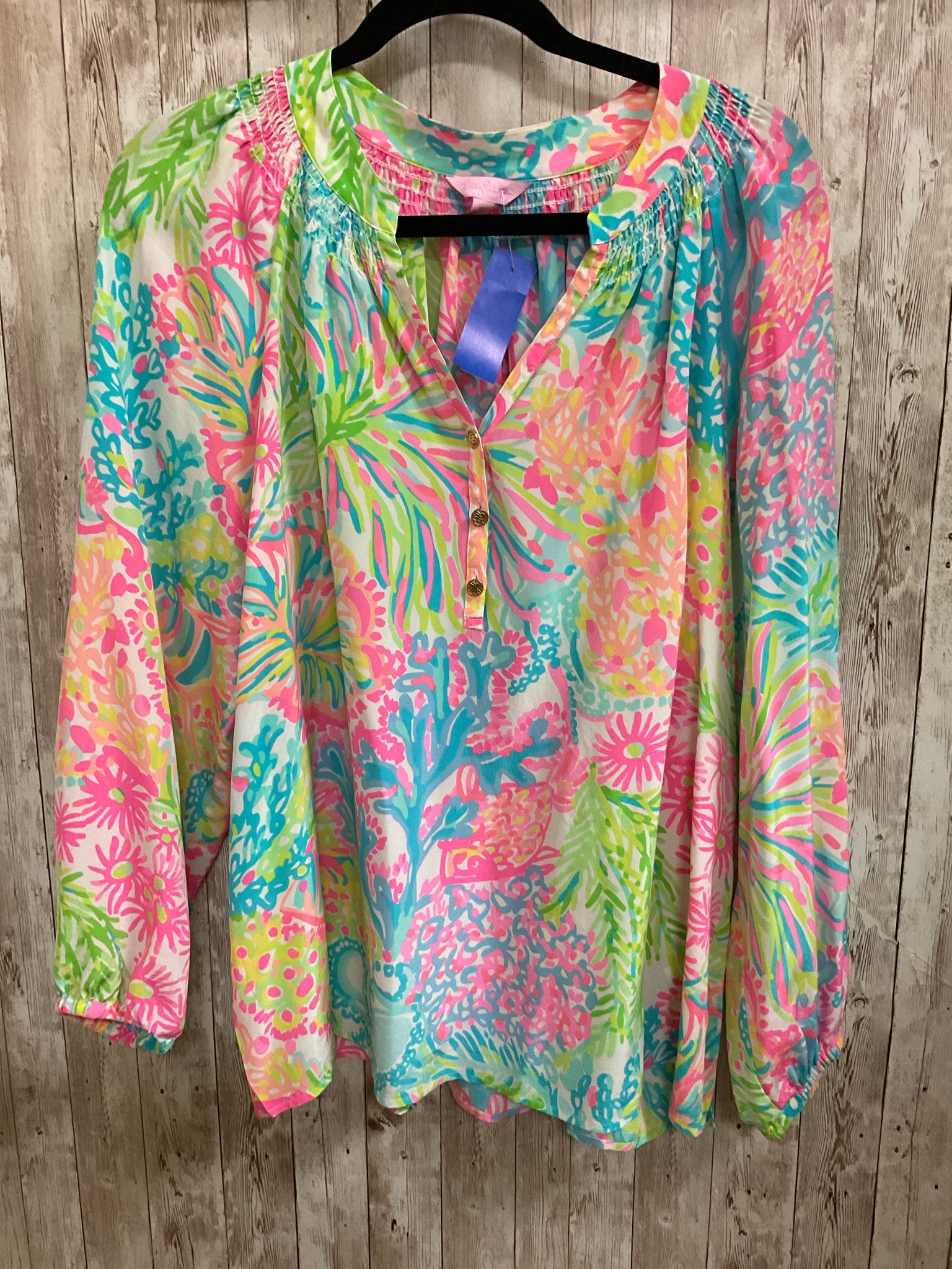 Size XL LILLY PULITZER BLUE PINK GREEN CORAL PRINT Top