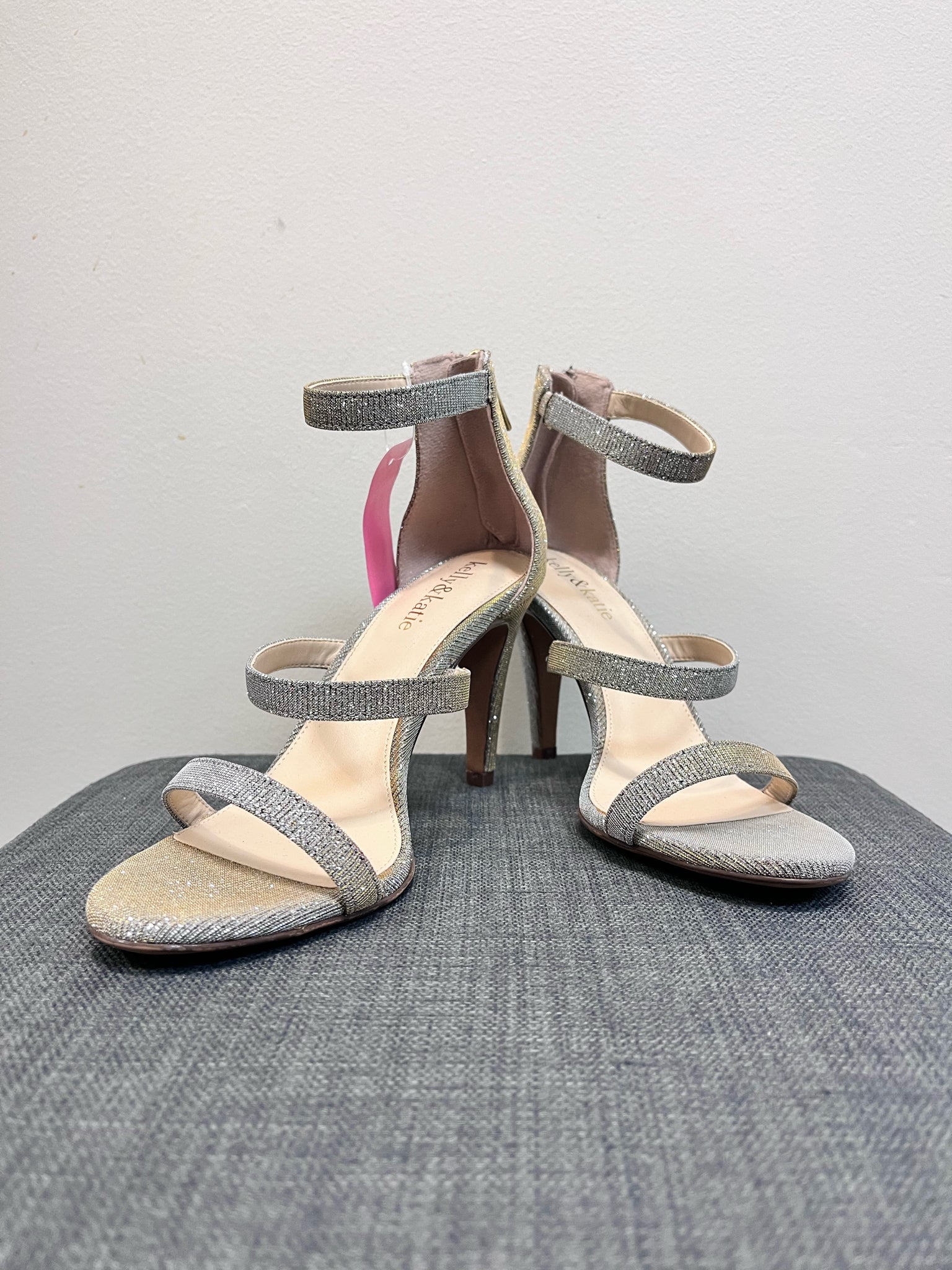 7 KELLY & KATIE Silver SHOES