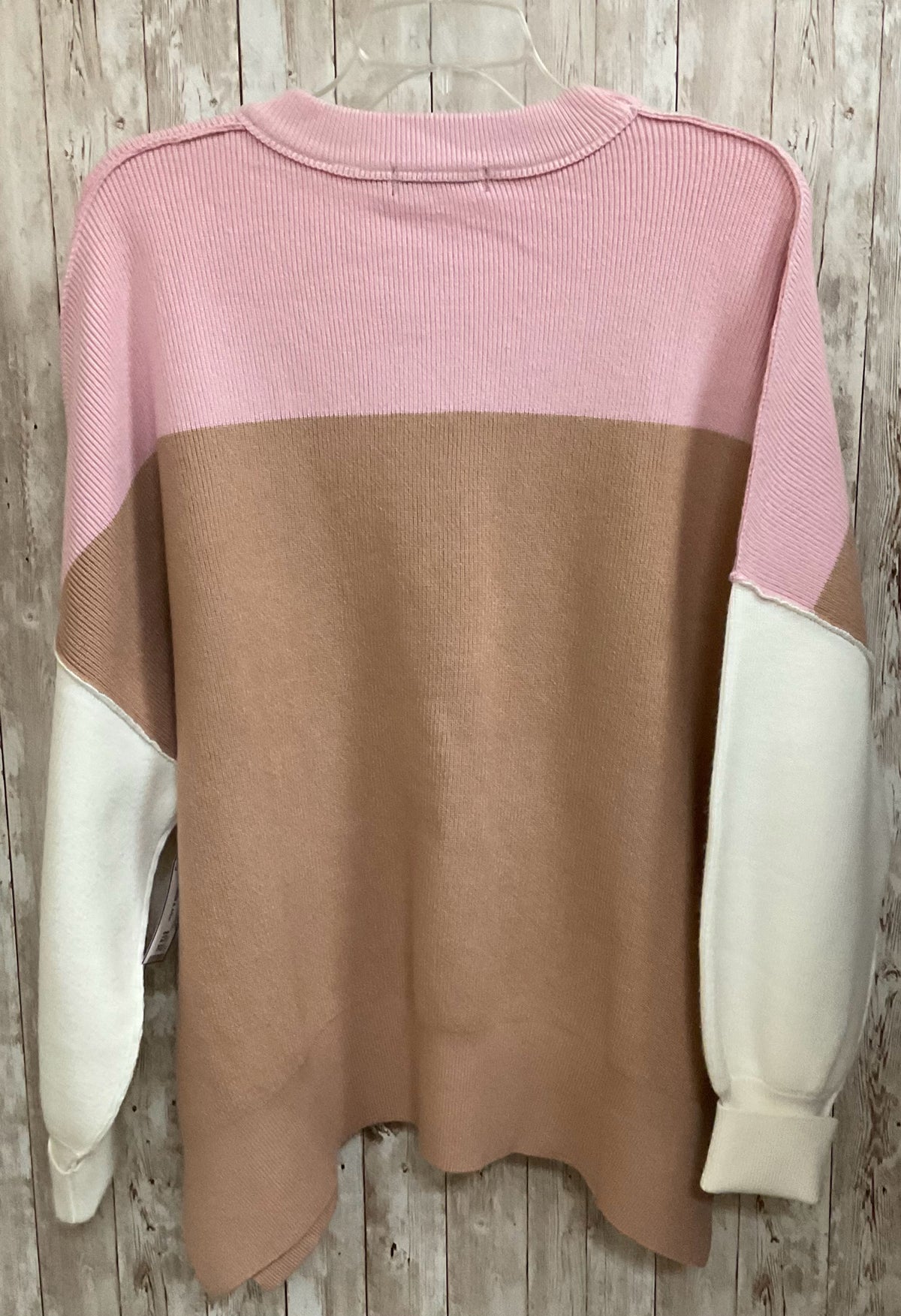 Size L LILLUSORY TAN AND PINK Sweater