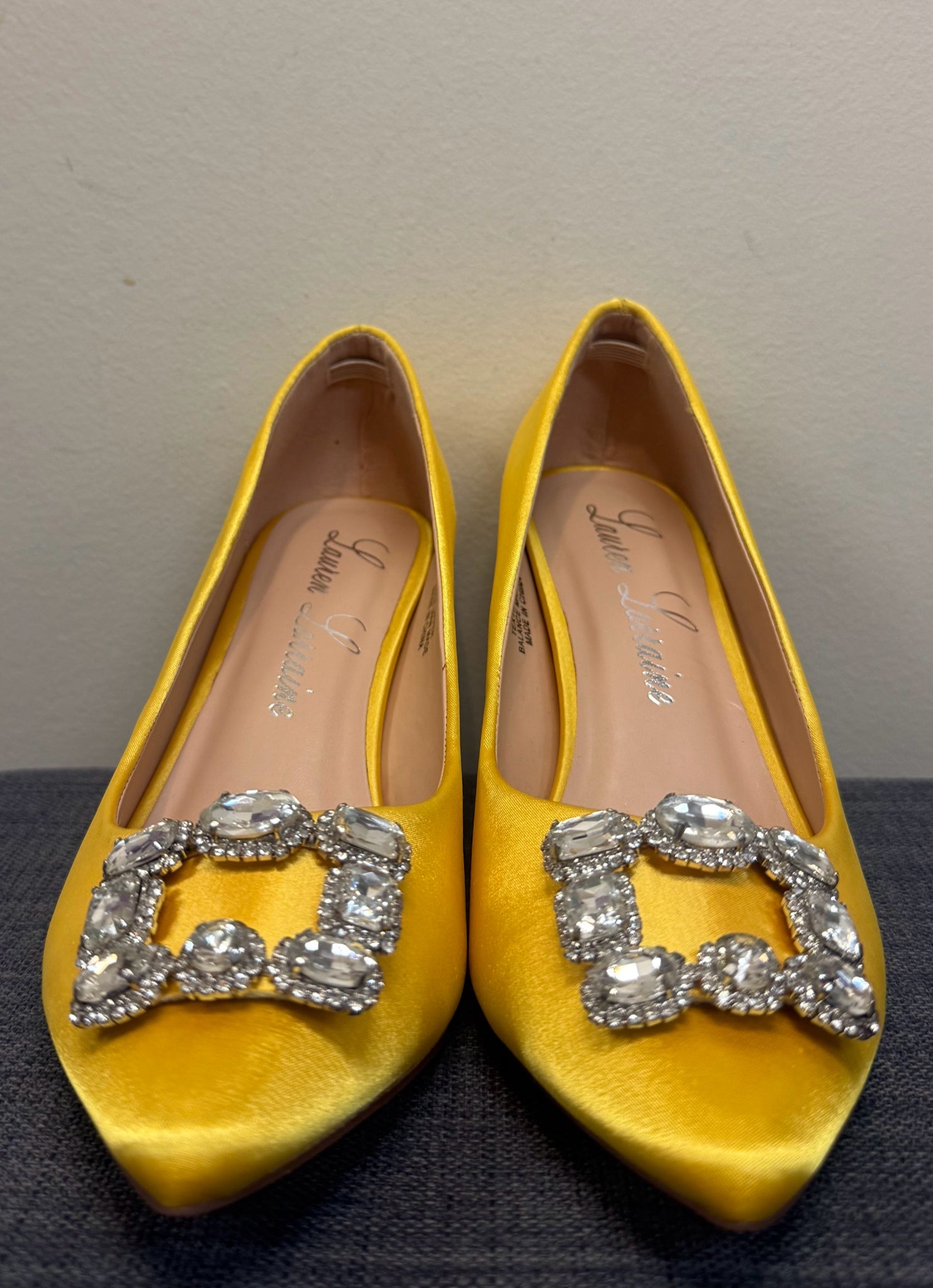 8.5 LAUREN LORRAINE Yellow SHOES