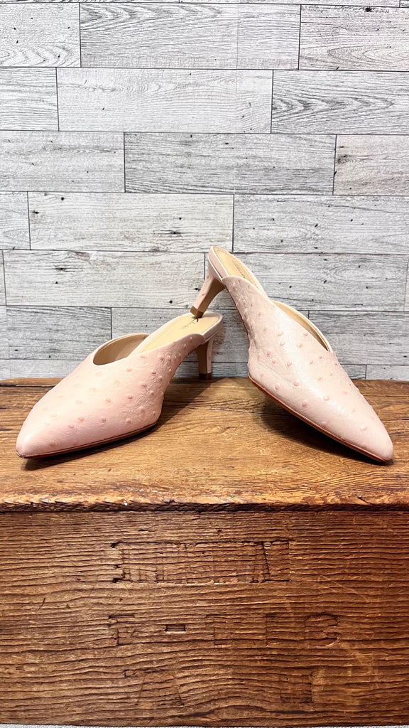 9.5 CLARKS Light Pink SHOES