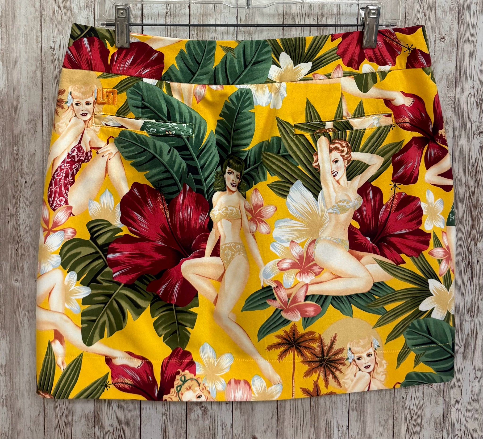 Size 8 LOUDMOUTH YELLOW AND GREEN PRINT skort