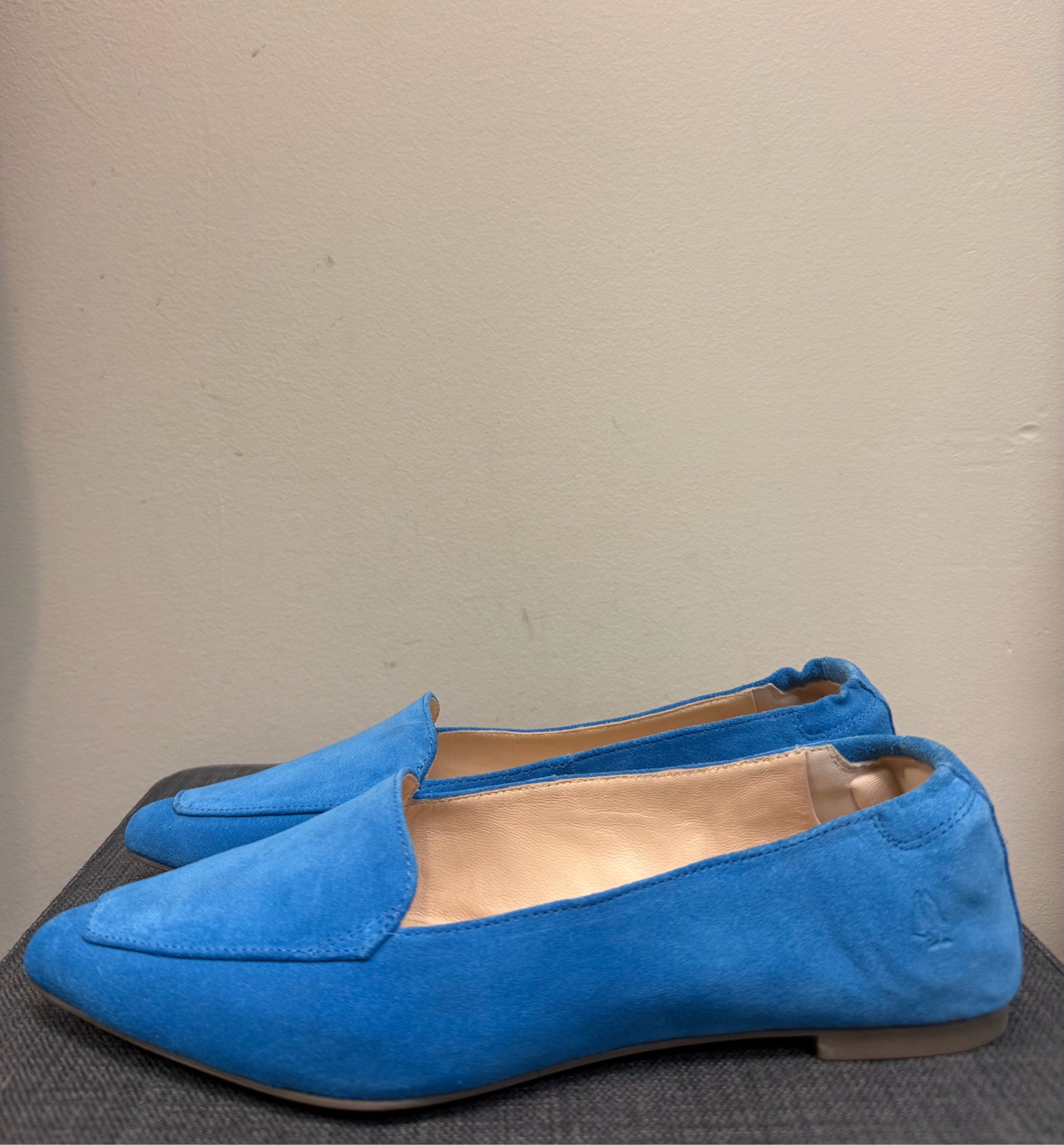 9.5 HUSH PUPPIES Blue SHOES