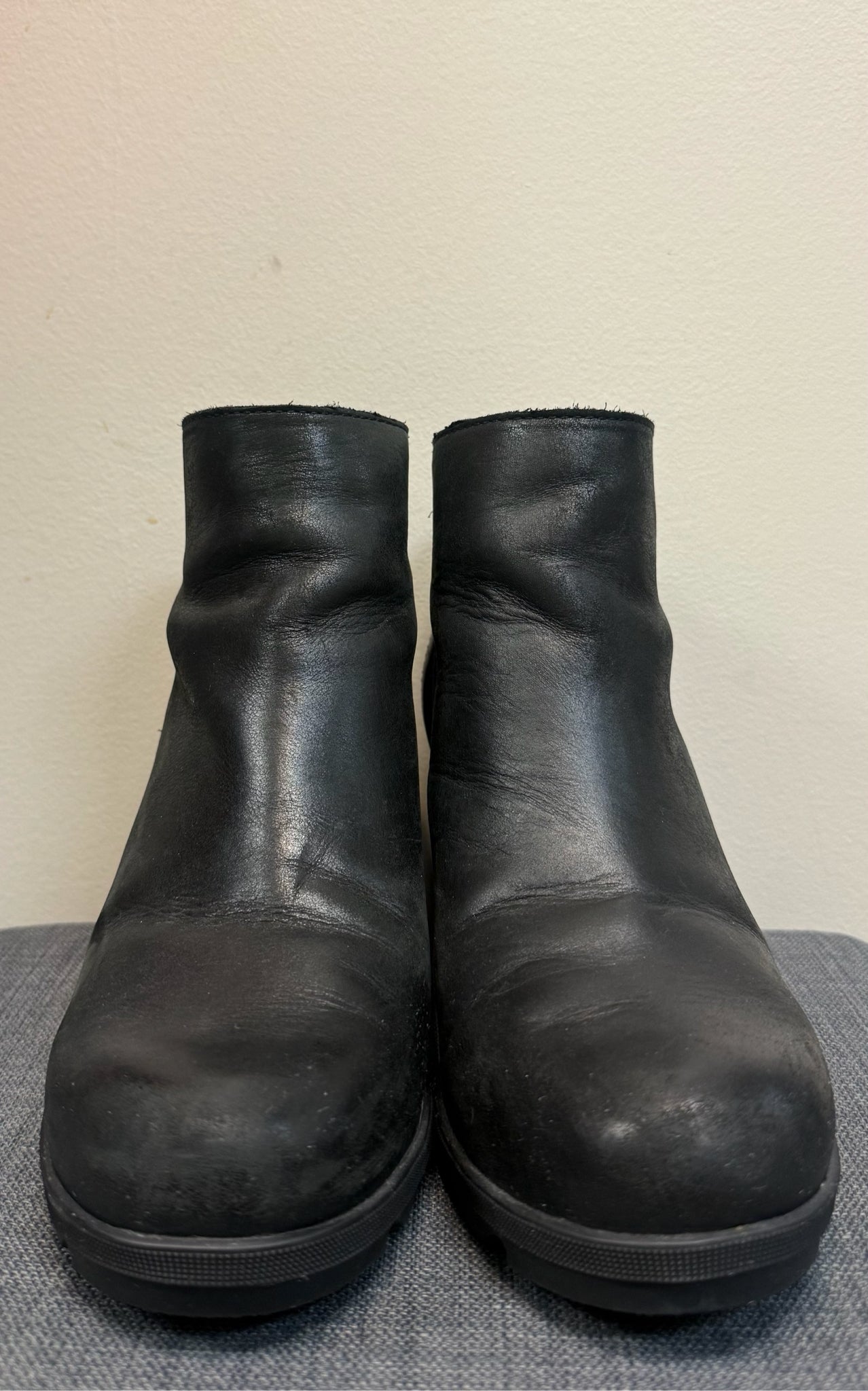 10 SOREL Black Boots