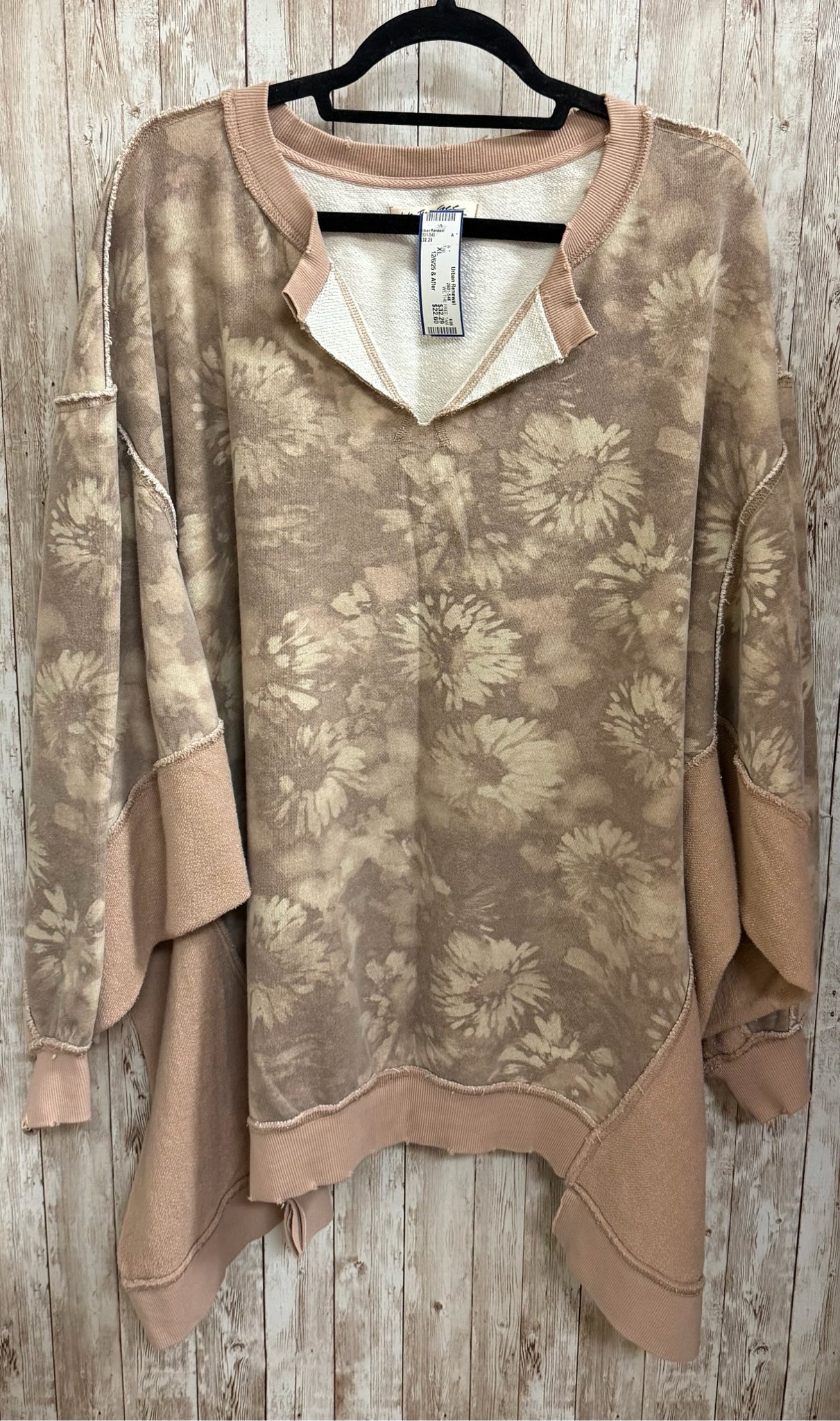 WE THE FREE Size XL TAN PRINT Top